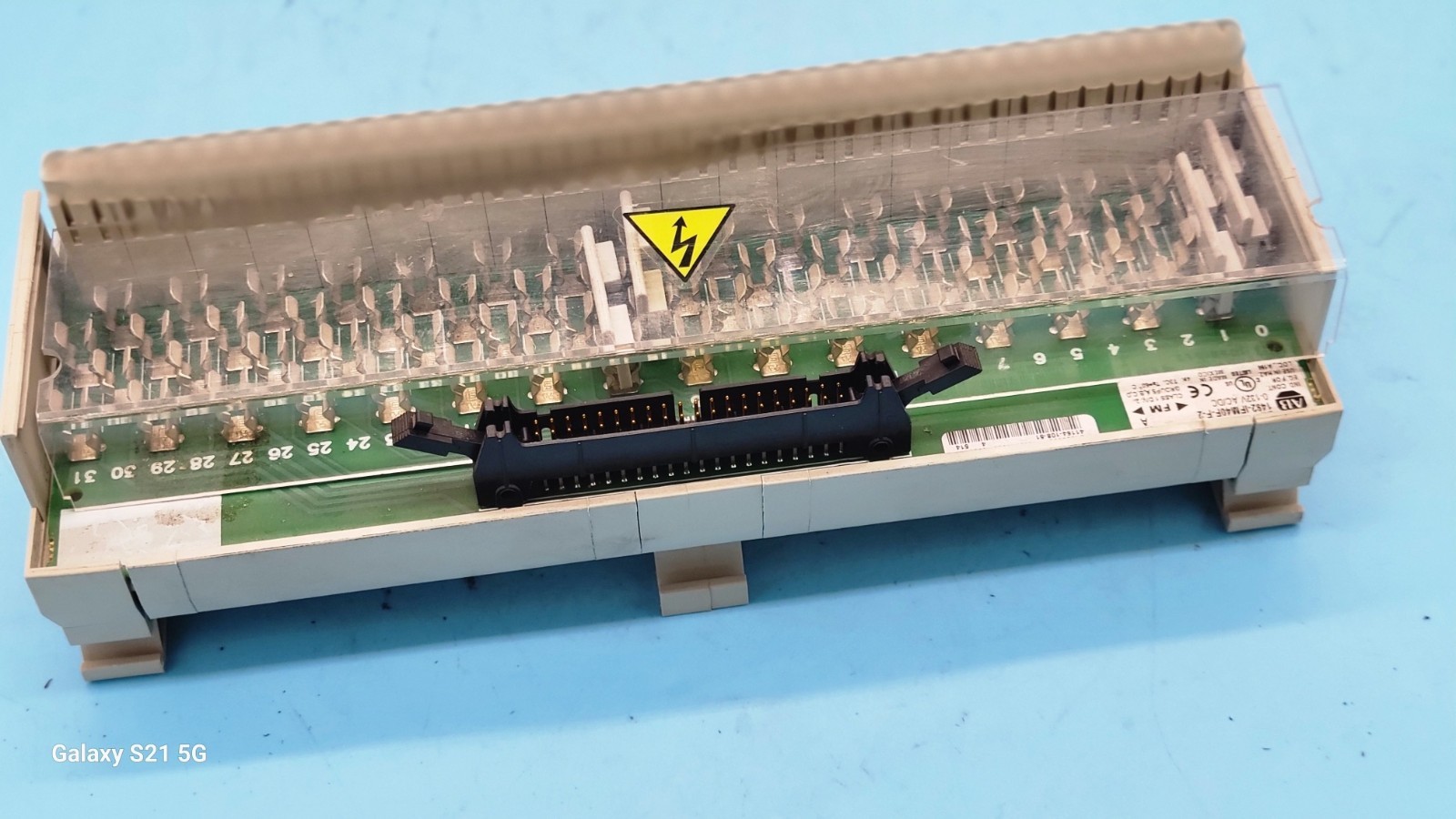 Allen Bradley 1492-IFM40F-F-2 Interface Module