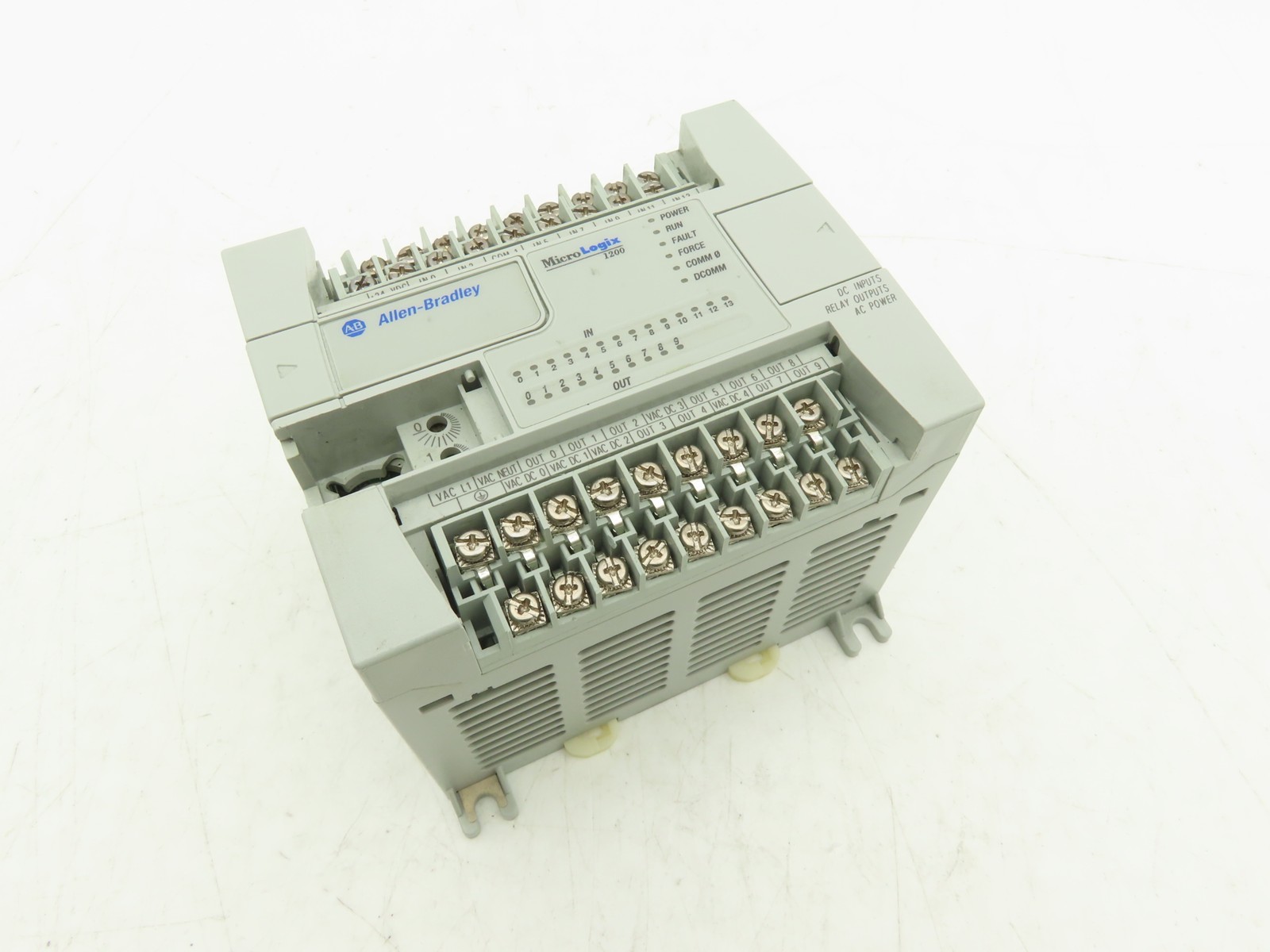Allen Bradley 1762-L24BWA MicroLogix 1200 PLC Controller I/O Module Ser C Rev B