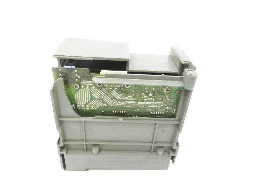 ALLEN BRADLEY 1746-P2 SER. A 85-265VAC UNMP