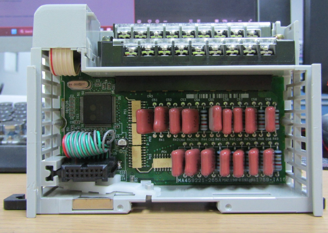 😏 ALLEN-BRADLEY 16 PT INPUT MODULE .115 AMP 24 VDC 132 VAC SERIES A 1769IA16
