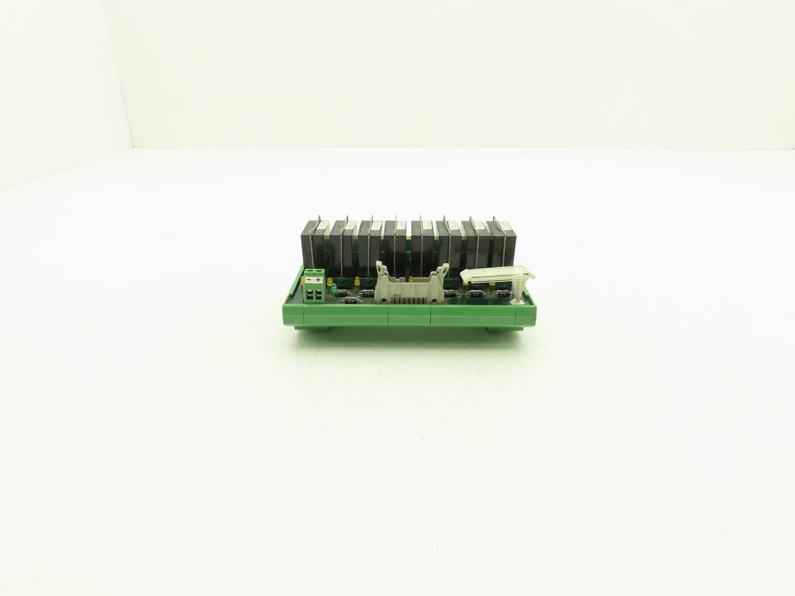 Phoenix Contact 2974914 VARIOFACE Active Output Module With 8 Relays