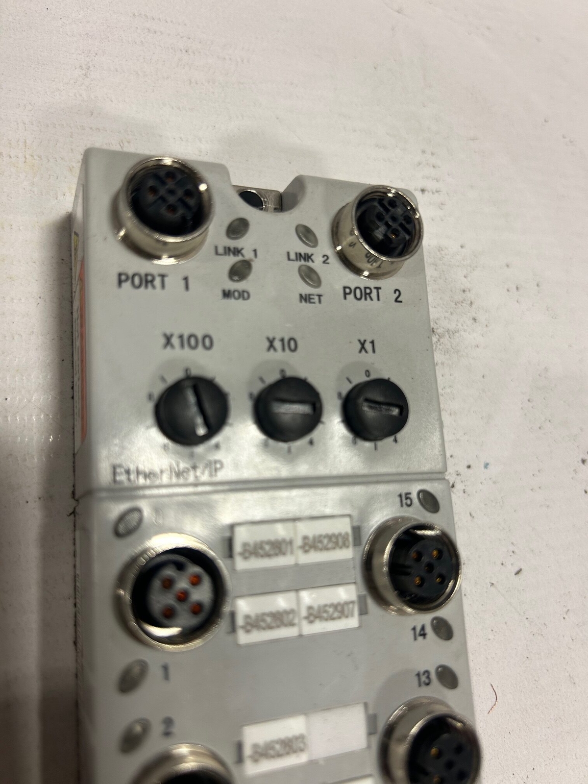 Allen Bradley 1732E-16CFGM12QCR/A ArmorBlock I/O with 7000-41121 M12 T Couplers