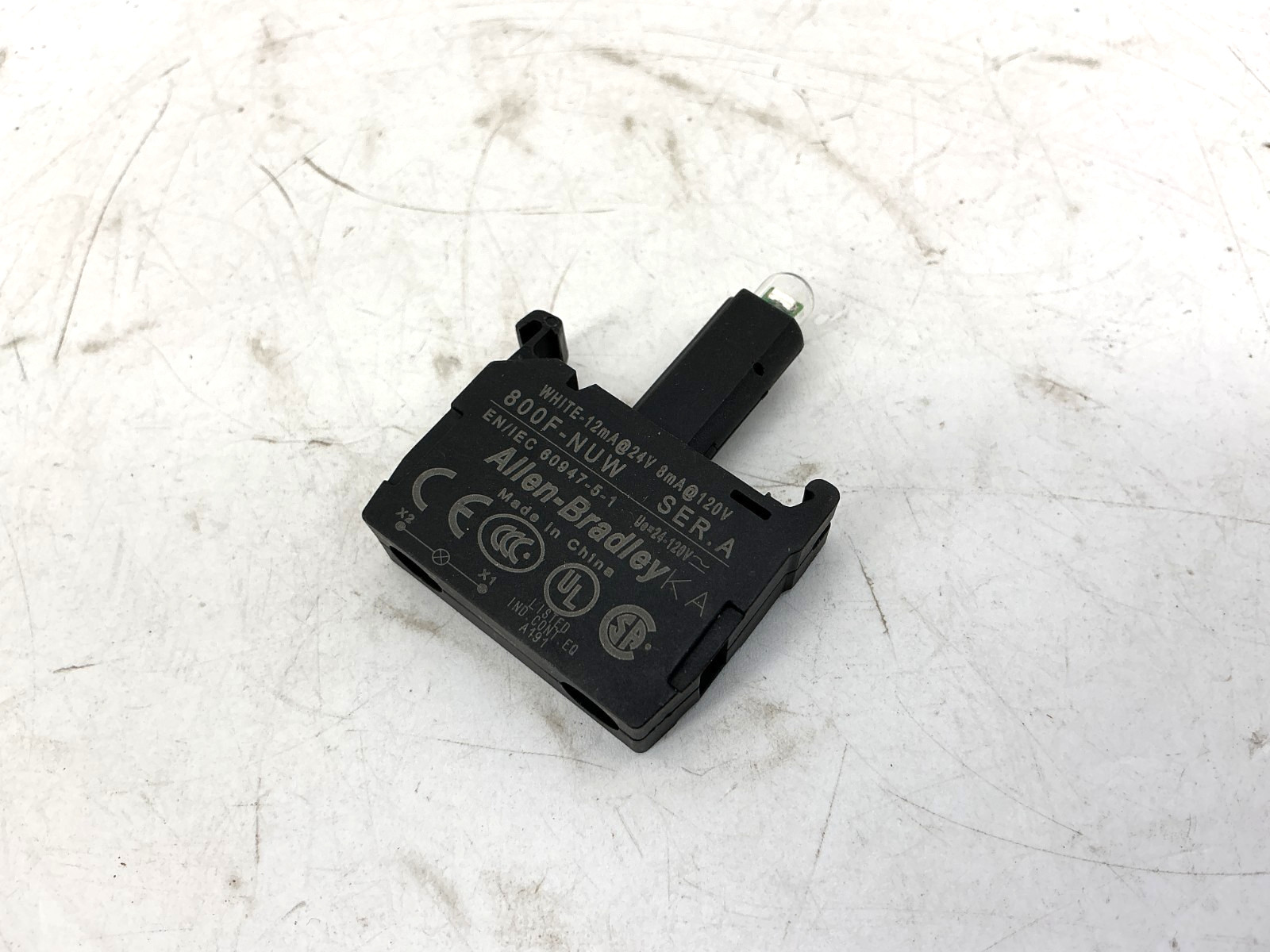 New Allen Bradley 800F-NUW Ser A LED Module White 21-120VAC/VDC 800FNUW -No Box