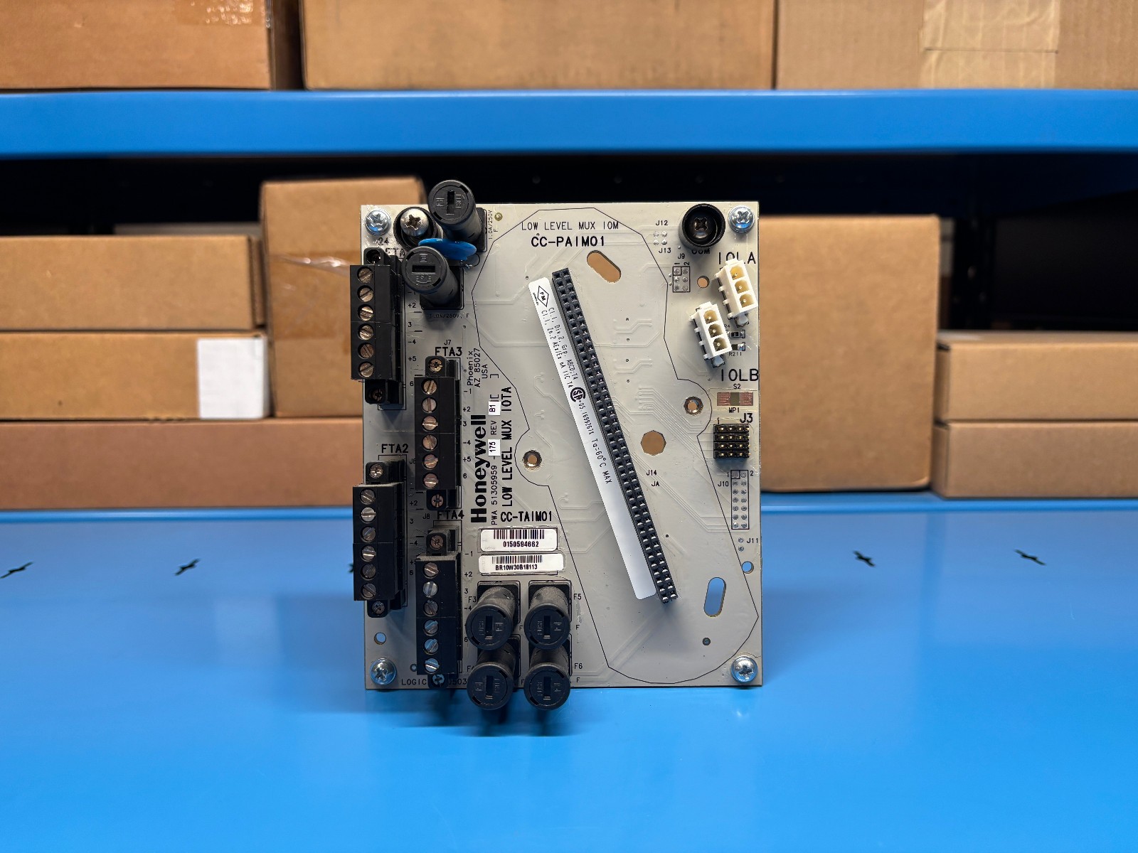 Honeywell CC-TAIM01 LOW LEVEL MUX IOTA Base for Controller Card Module