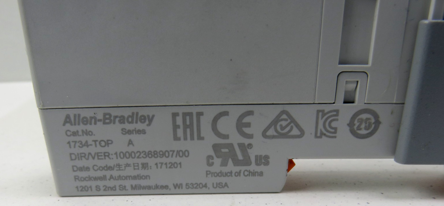 Allen Bradley 1734-IE2V Ser C Analog Input Module (Mfg. 2018) w/ Base