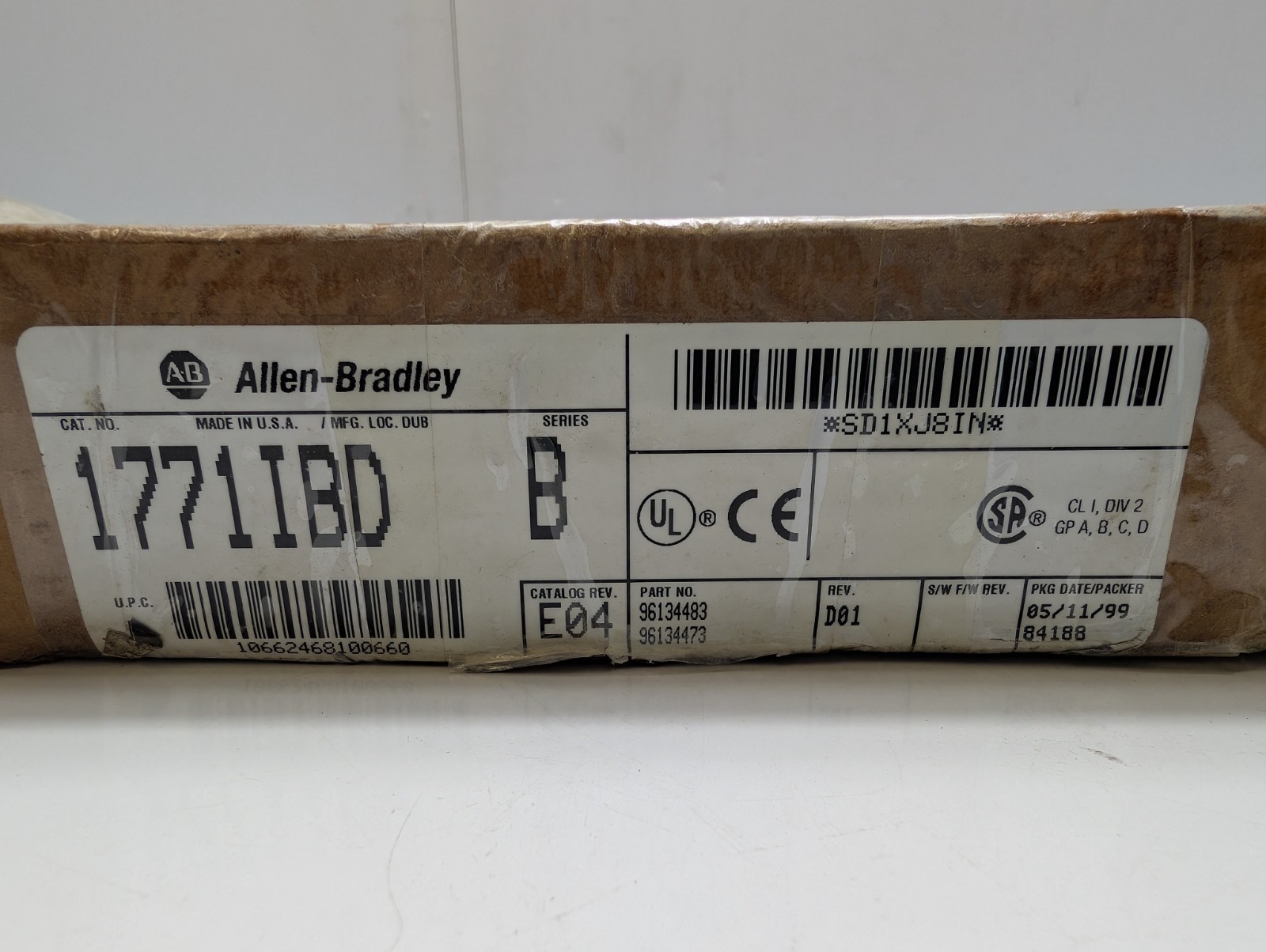 ALLEN BRADLEY 1771-IBD/B INPUT MODULE