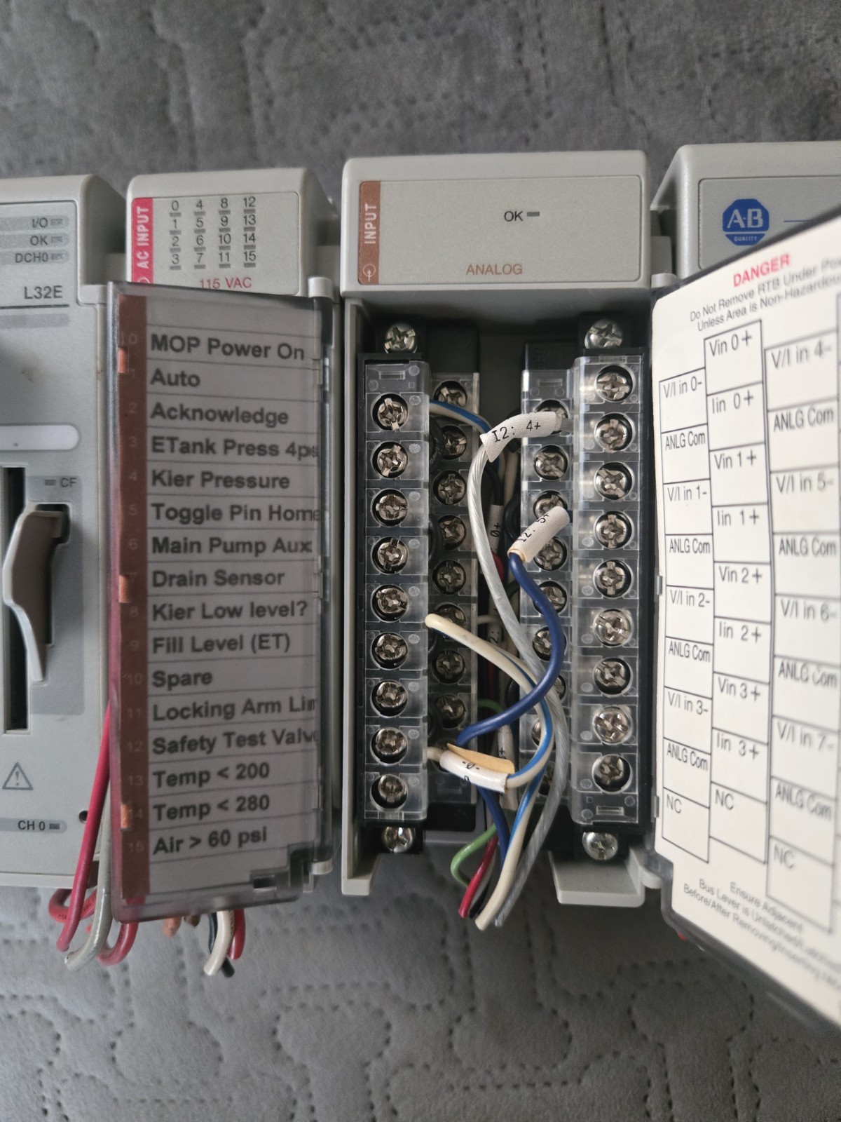 Allen-Bradley CompactLogix L32E 1769-L32E PLC EtherNet/IP w/ 1769-IA16 OF2