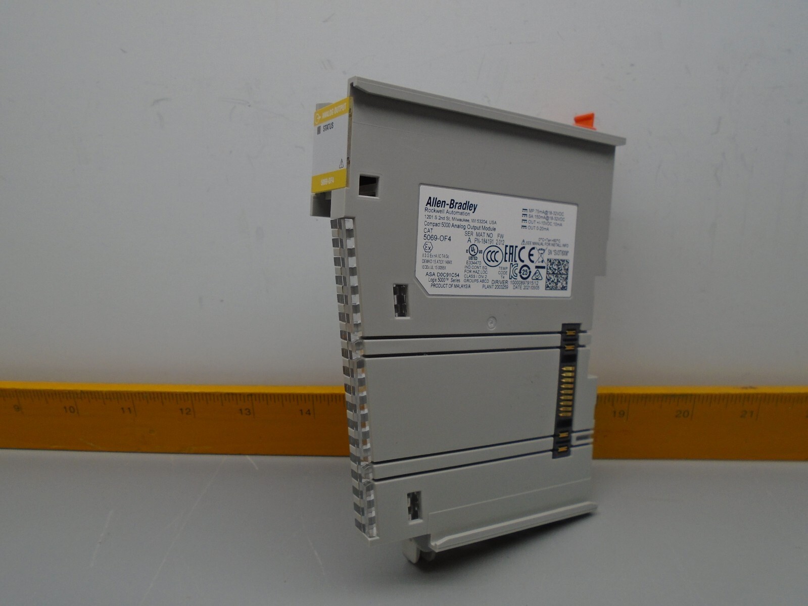 Allen Bradley 5069-OF4 Analog Output PN-184191 5069-0F4 N114