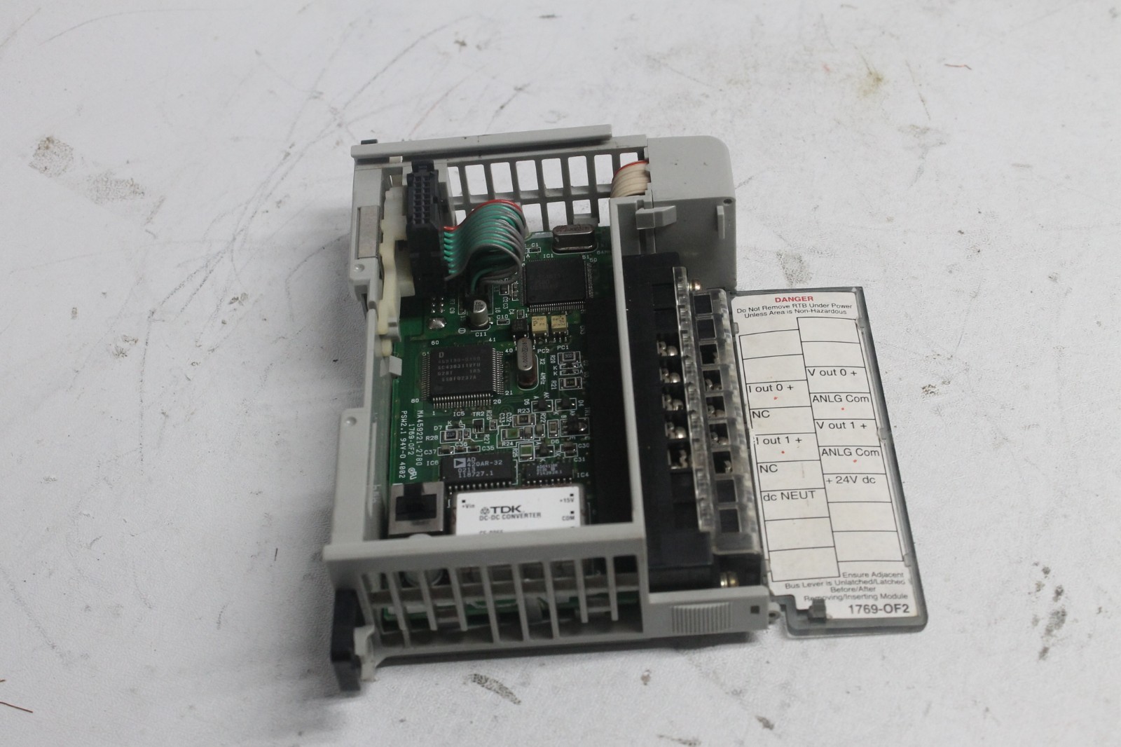 Allen Bradley 1769-OF2 Ser B Rev 1 Compact I/O 2 Channel Analog Output Module