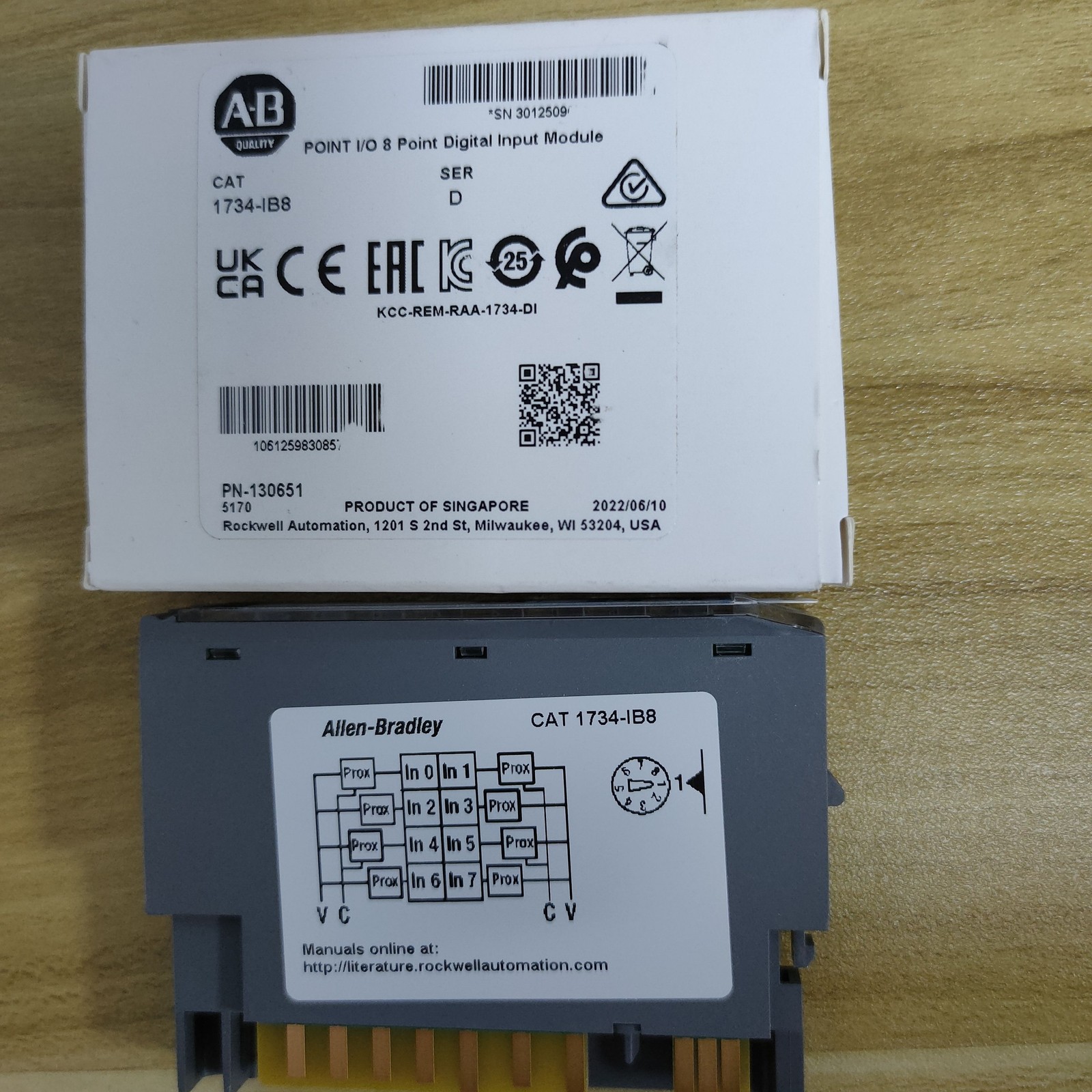 AB 1734-IB8 SER D 8Point Digital Input Module AB 1734 IB8