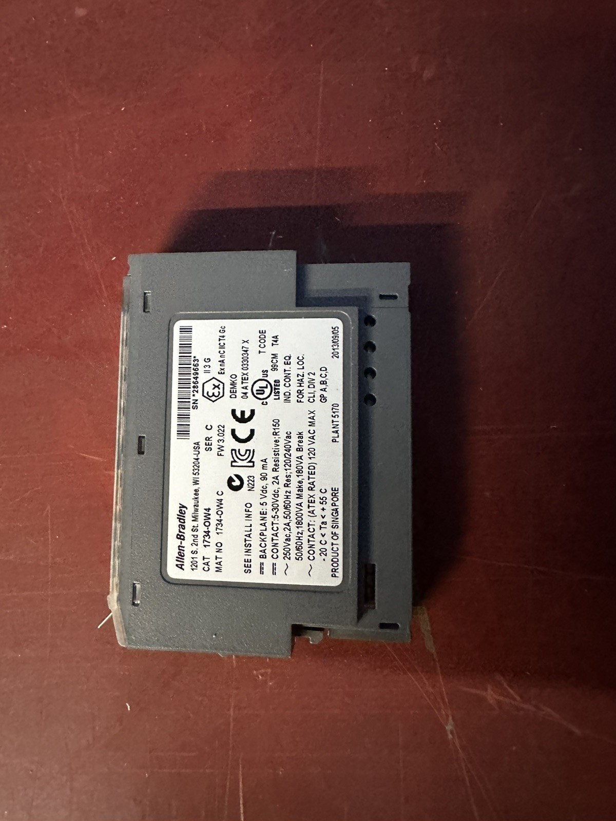 Allen Bradley 1734-OW4 Digital Output Module.