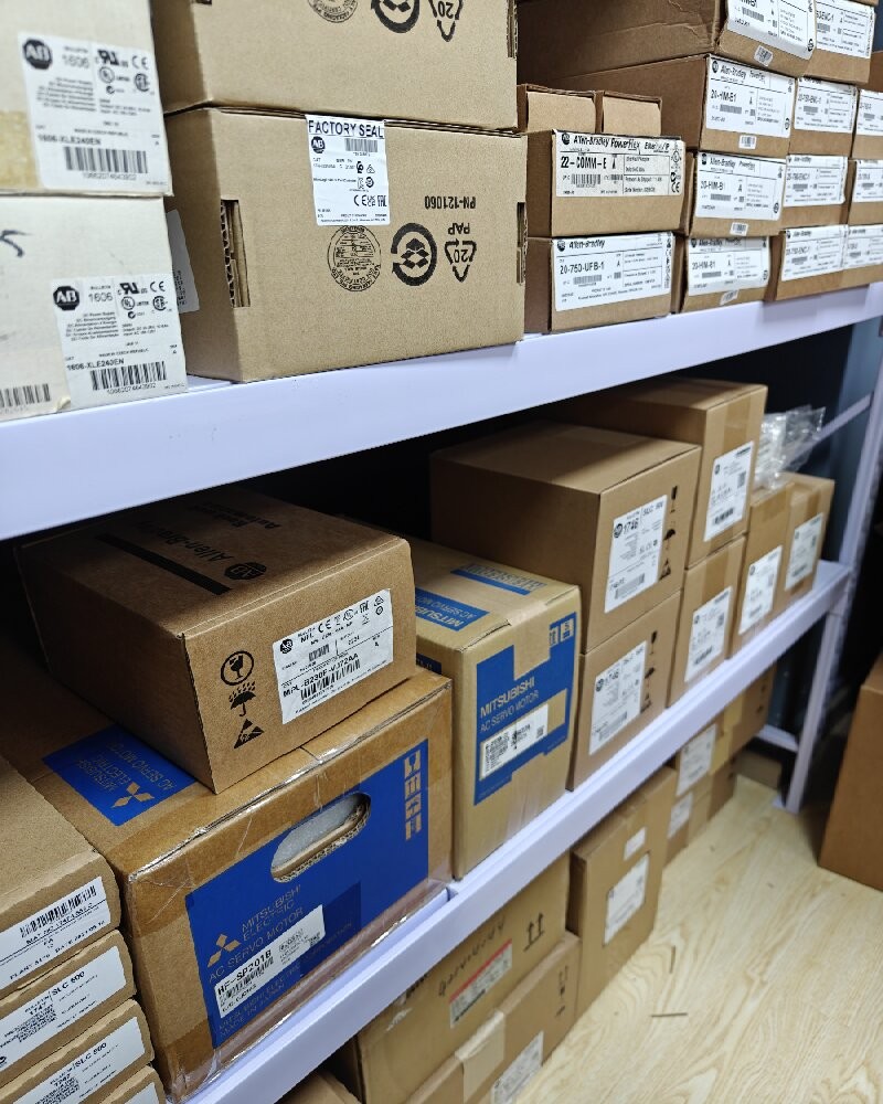 New Sealed AB 1756-IH16I Controllogix 16 Point Input Module Ser A