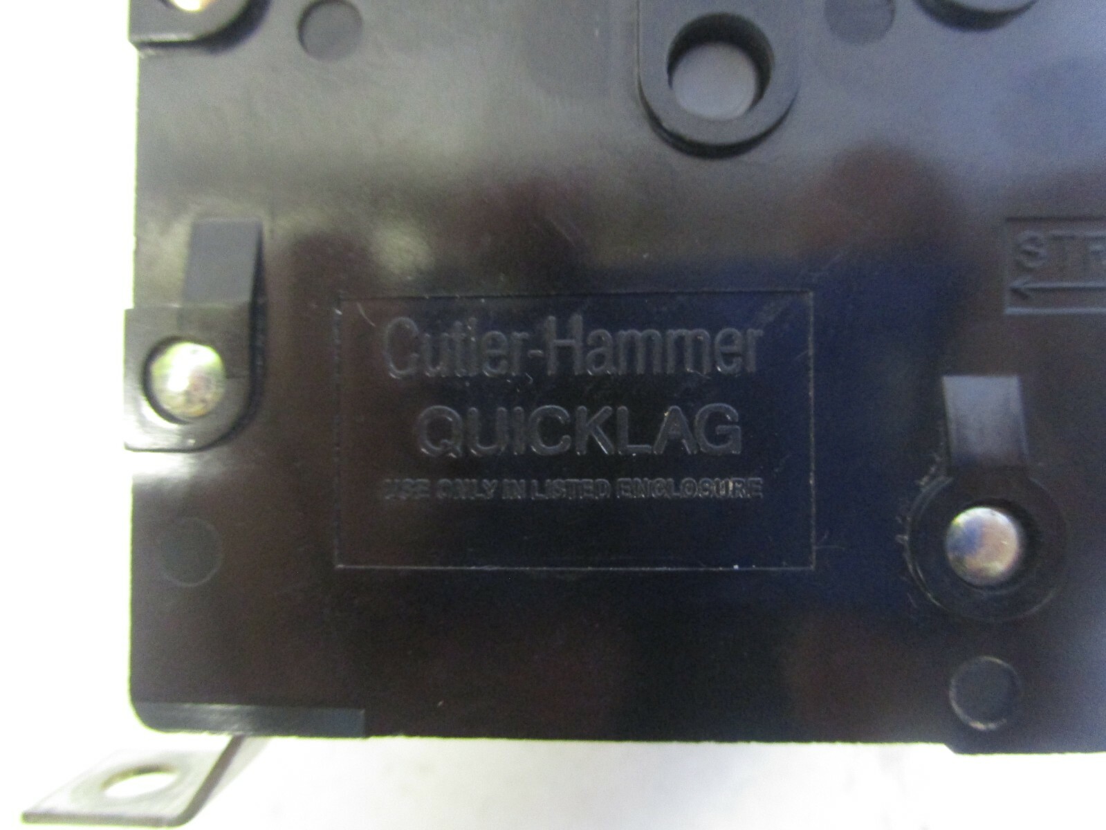 CUTLER HAMMER UNKNOWN PART # 30A QUICKLAG 2-POLE CIRCUIT BREAKER – FREE SHIPPING