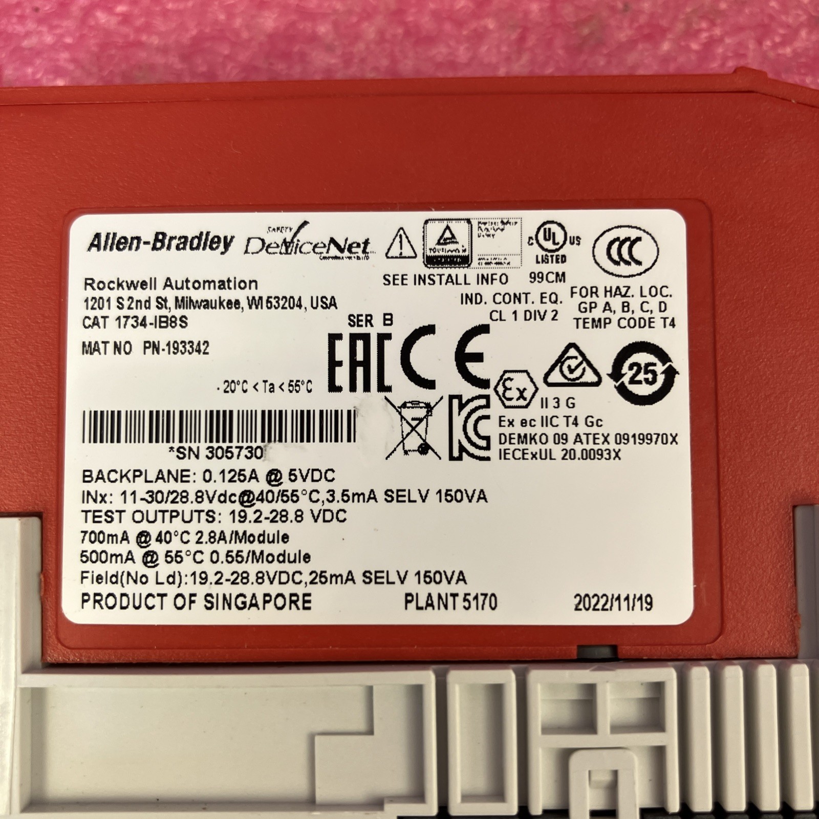 Allen Bradley 1734-IB8S Safety Sink Input Module with 1734-TOP Base