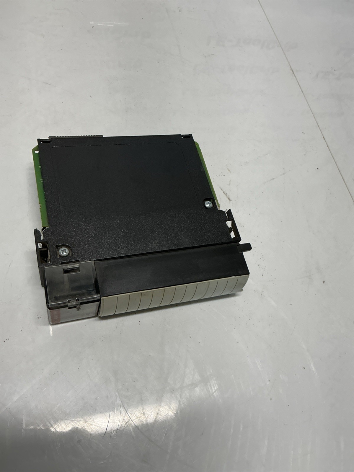 Allen-Bradley 1756-IF6I Series A Analog Isolated Input. Z-070