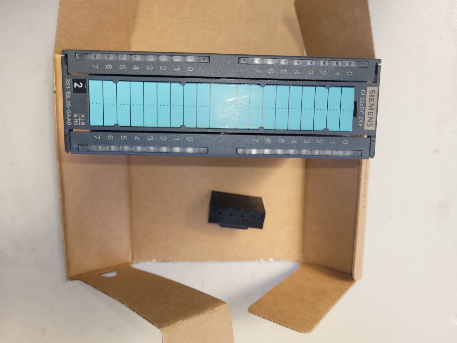 Siemens 6ES7 321-1BL00-0AA0 Open box unknown cond