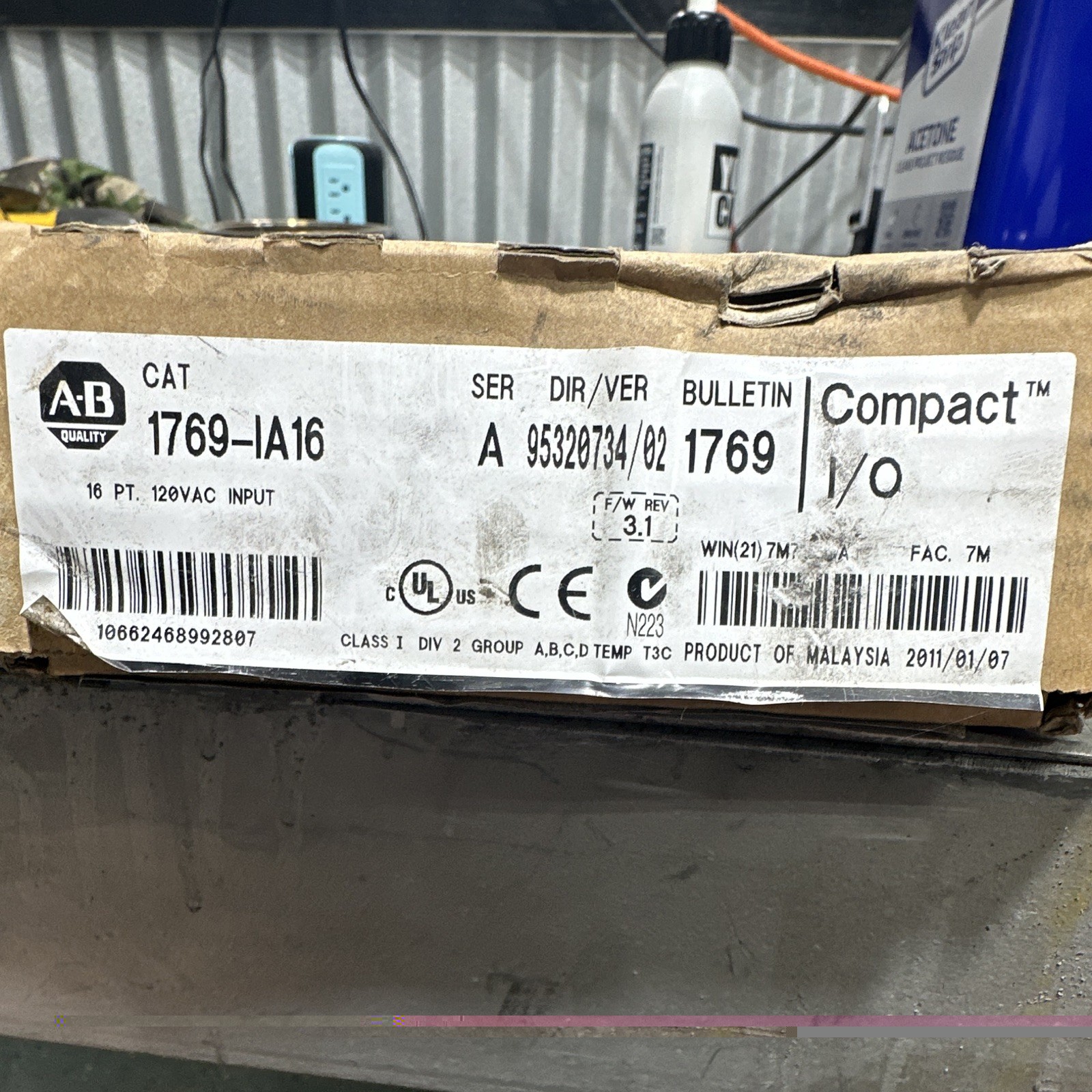 Allen-Bradley Compact I/O 1769-IA16 16 Pt 120VAC Digital PLC Input Module