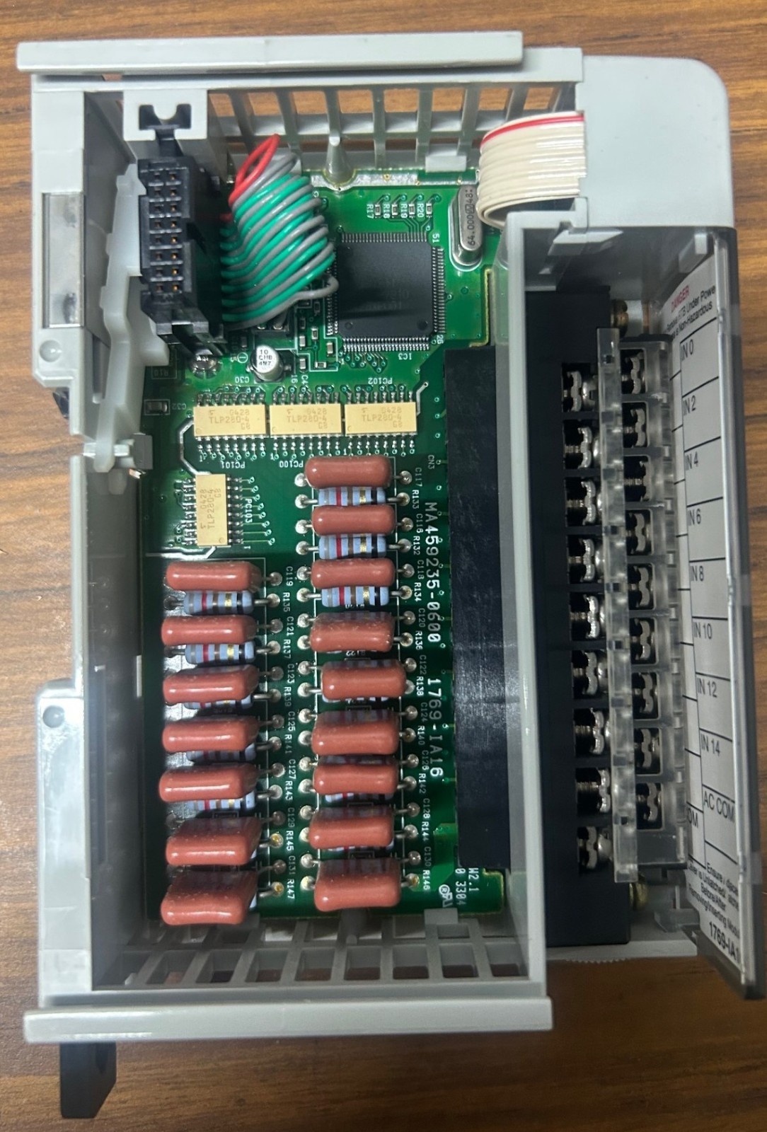 Allen-Bradley 1769-IA16 79-132VAC input 16-Point I/O Module