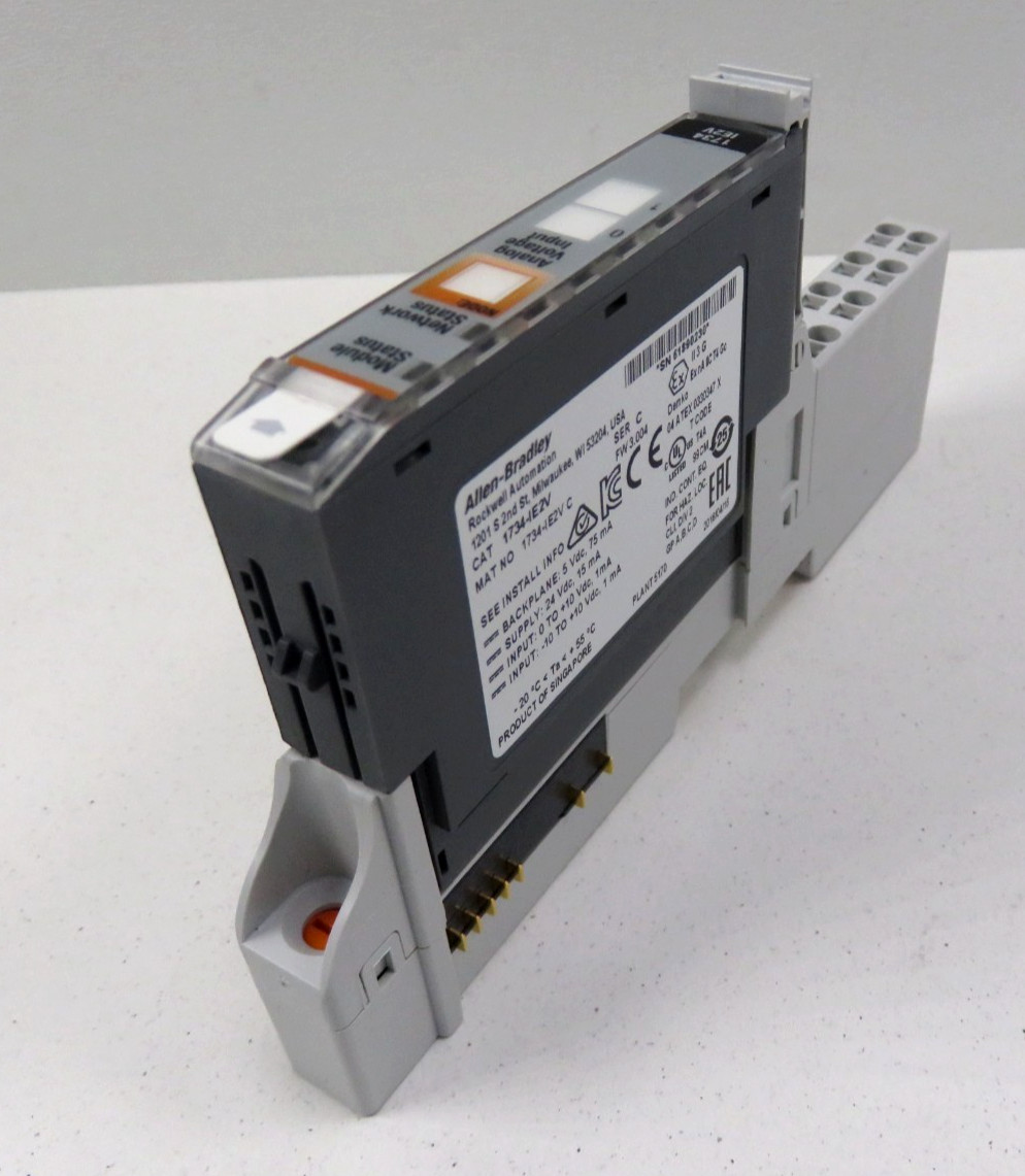 Allen Bradley 1734-IE2V Ser C Analog Input Module (Mfg. 2018) w/ Base