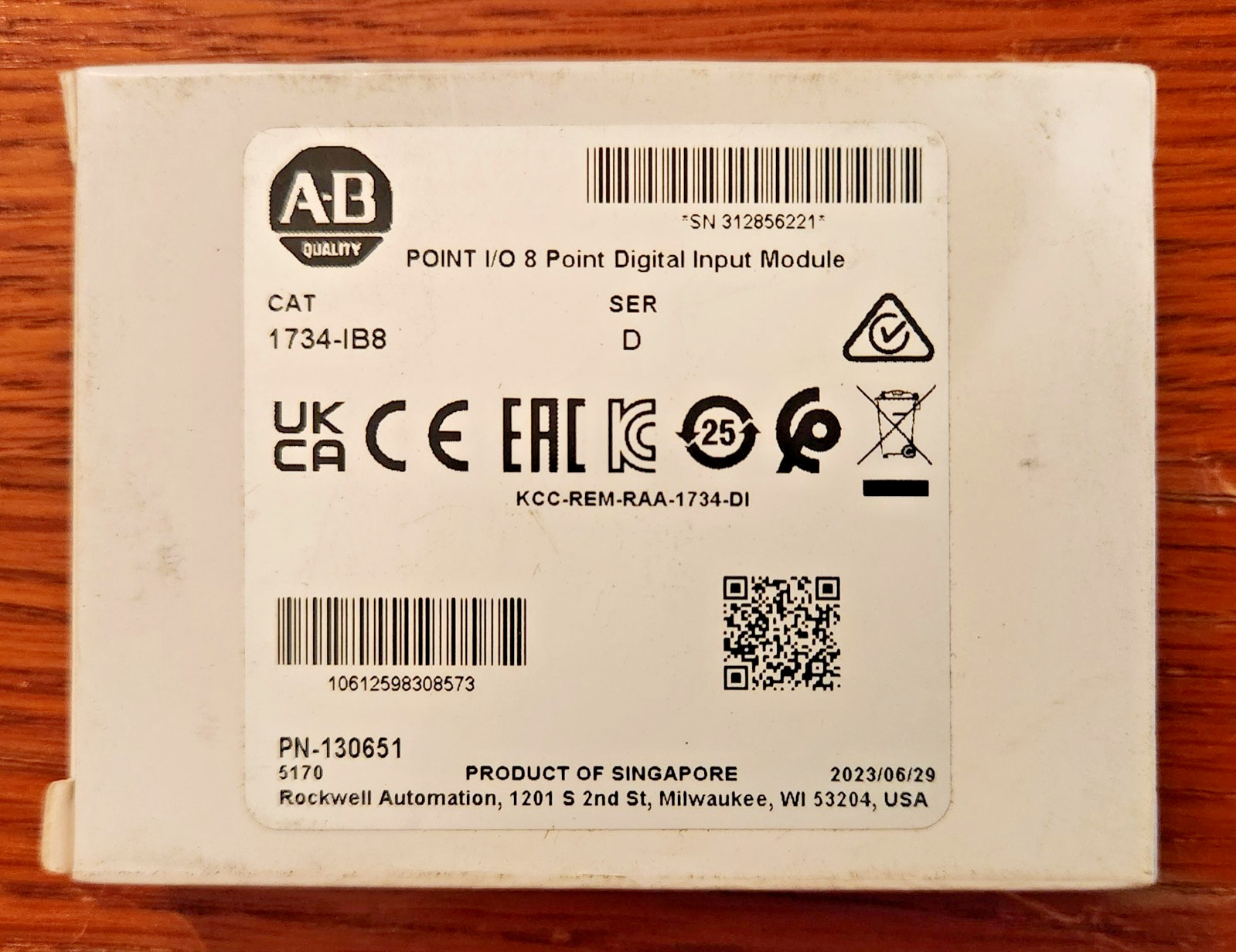 Allen-Bradley 1734-IB8 /D POINT I/O 8 Point Digital Input Module