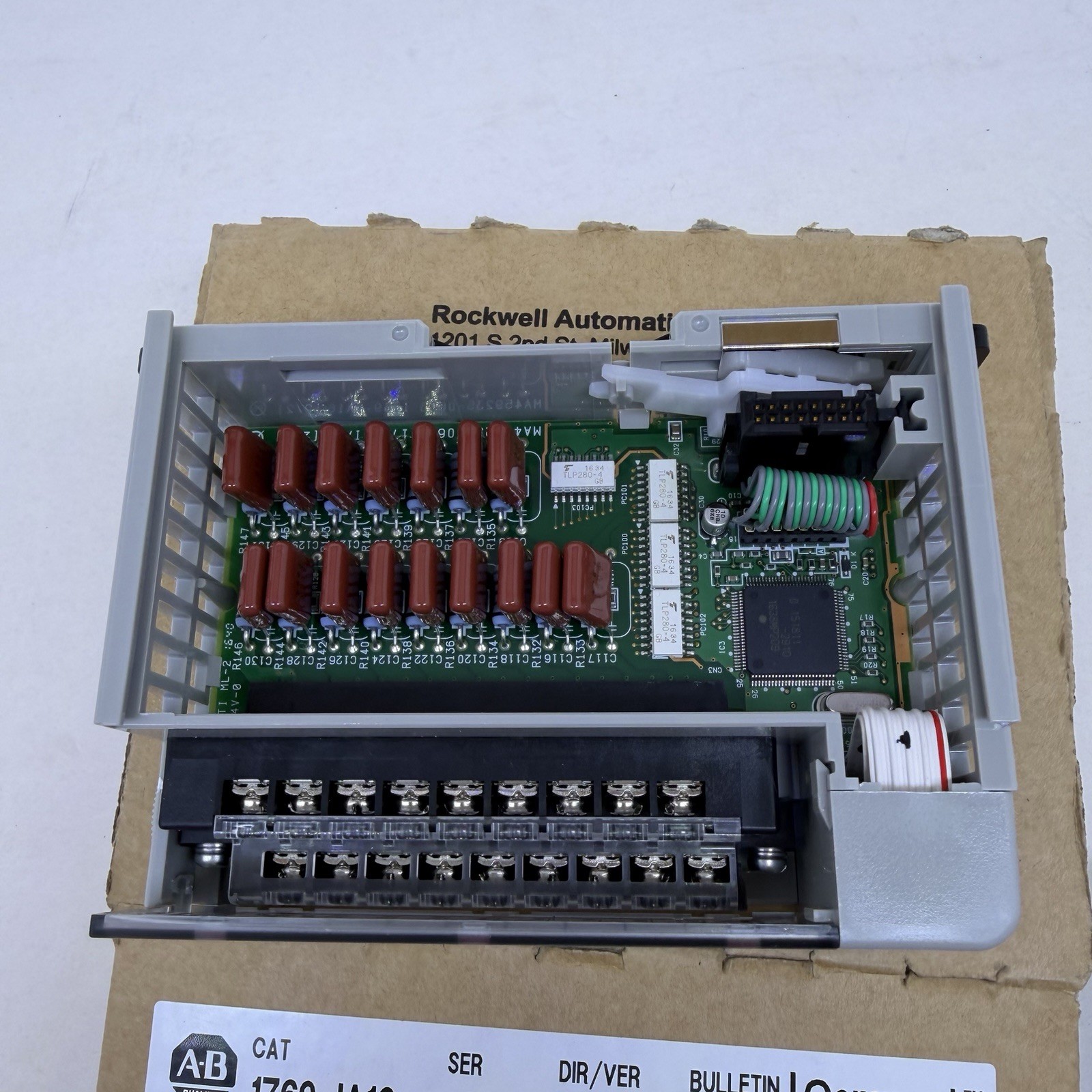 Allen-Bradley 1769-IA16 Compact I/O Input Module 16Pt 120V AC Series A New Open