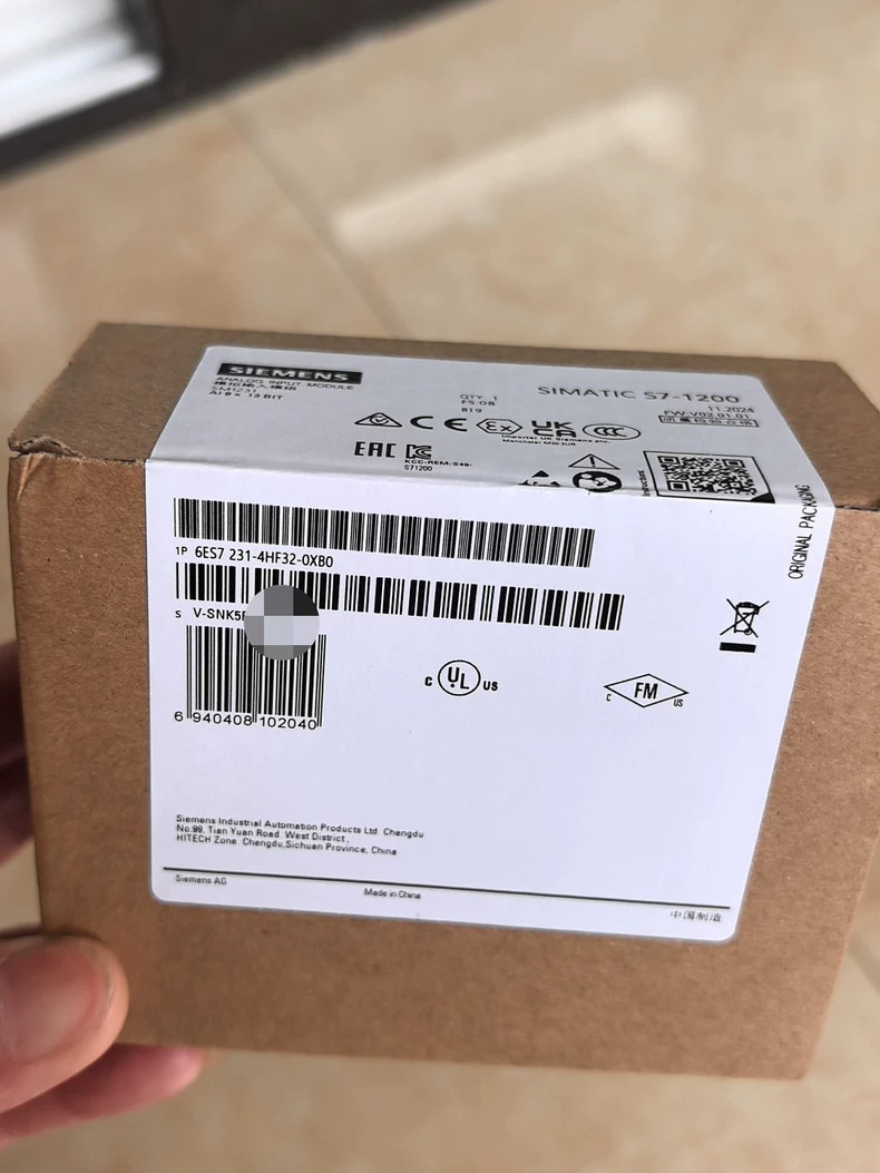 1PCS New in box SIEMENS 6ES7231-4HF32-0XB0 Analog Expansion Modul FAST SHIPPING