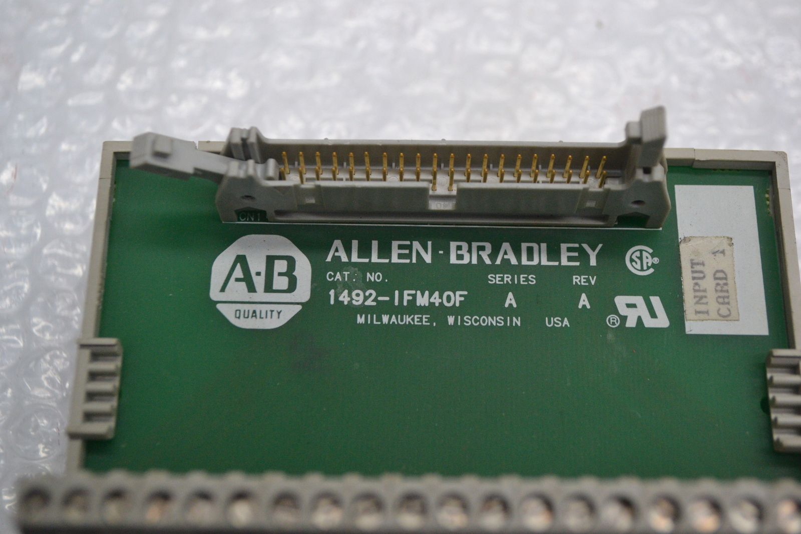 ALLEN BRADLEY 1492-IFM40F SER.A INTERFACE MODULE (AS PICTURED) UNMP