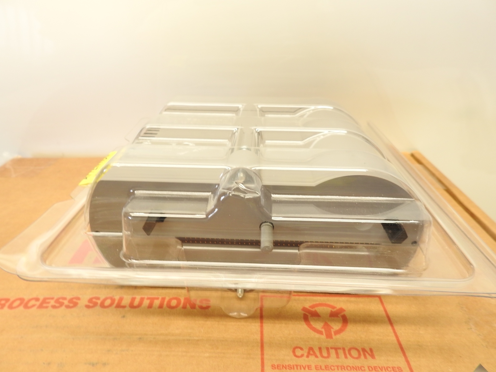 New Genuine Honeywell C300 Controller Kit 51405046-175 51308307 338285-009 5140
