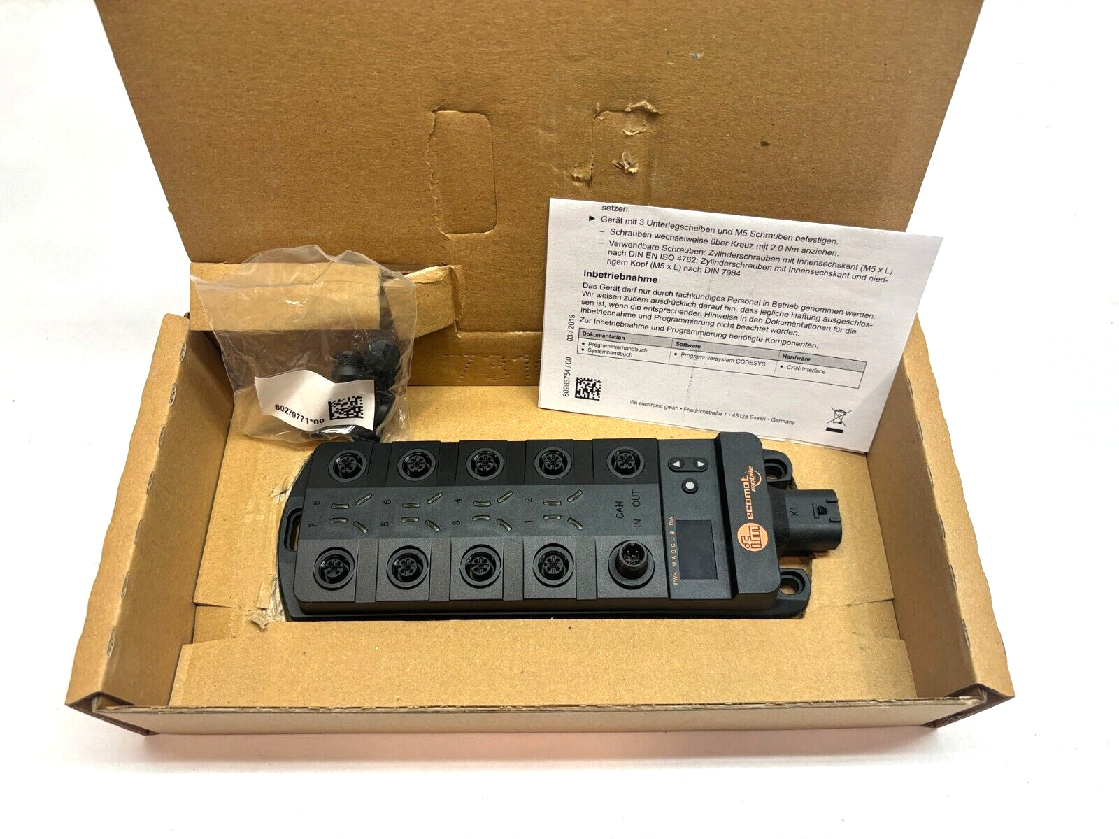 IFM CR2041 ioControl Out 16/M12, Output Module for Mobile Machines