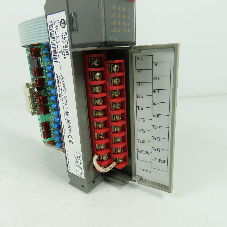 Allen Bradley 1746-IA16 Ser C SLC 500 Input module (Clean)
