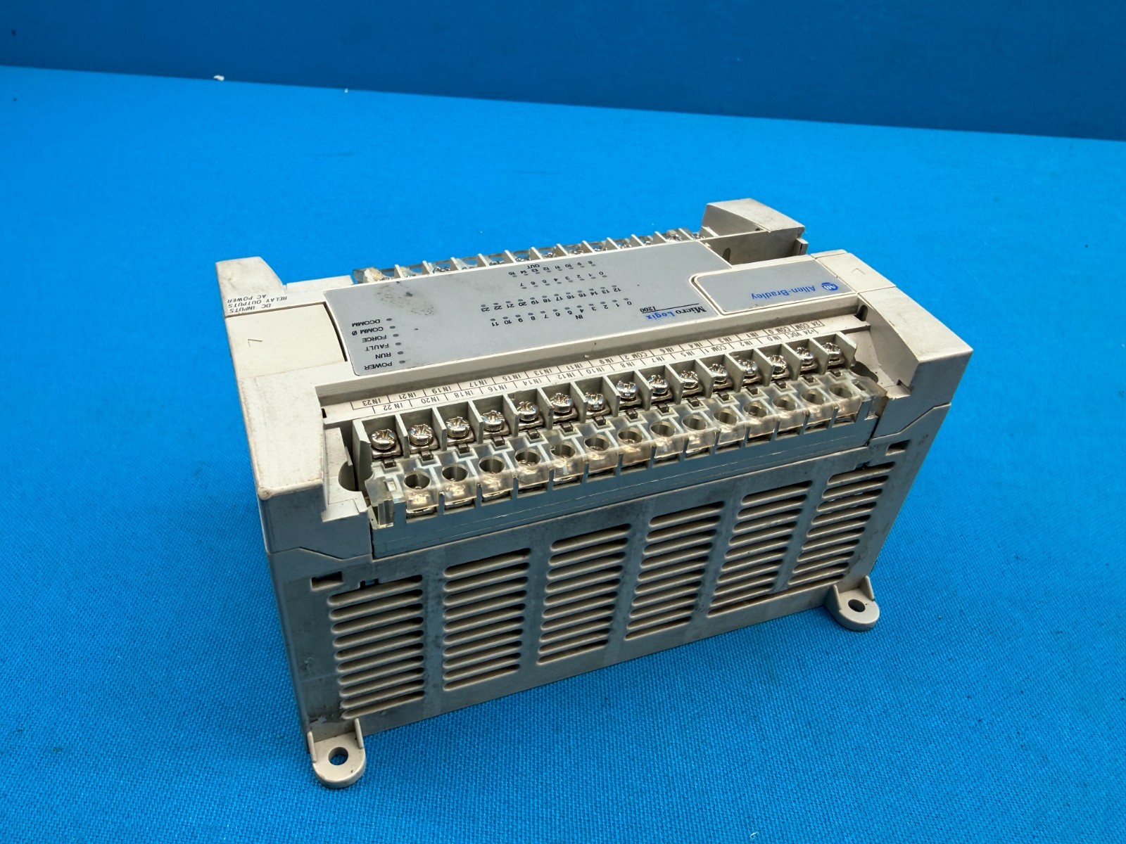 Allen-Bradley 1762-L40BWA MicroLogix 1200 40-Point Controller