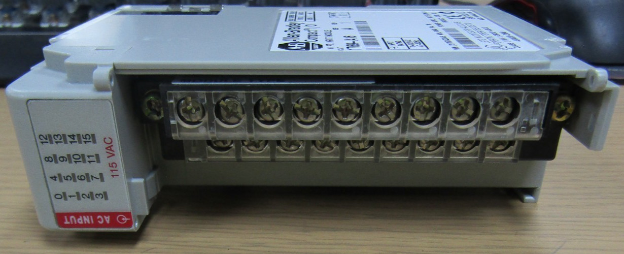 😏 ALLEN-BRADLEY 16 PT INPUT MODULE .115 AMP 24 VDC 132 VAC SERIES A 1769IA16