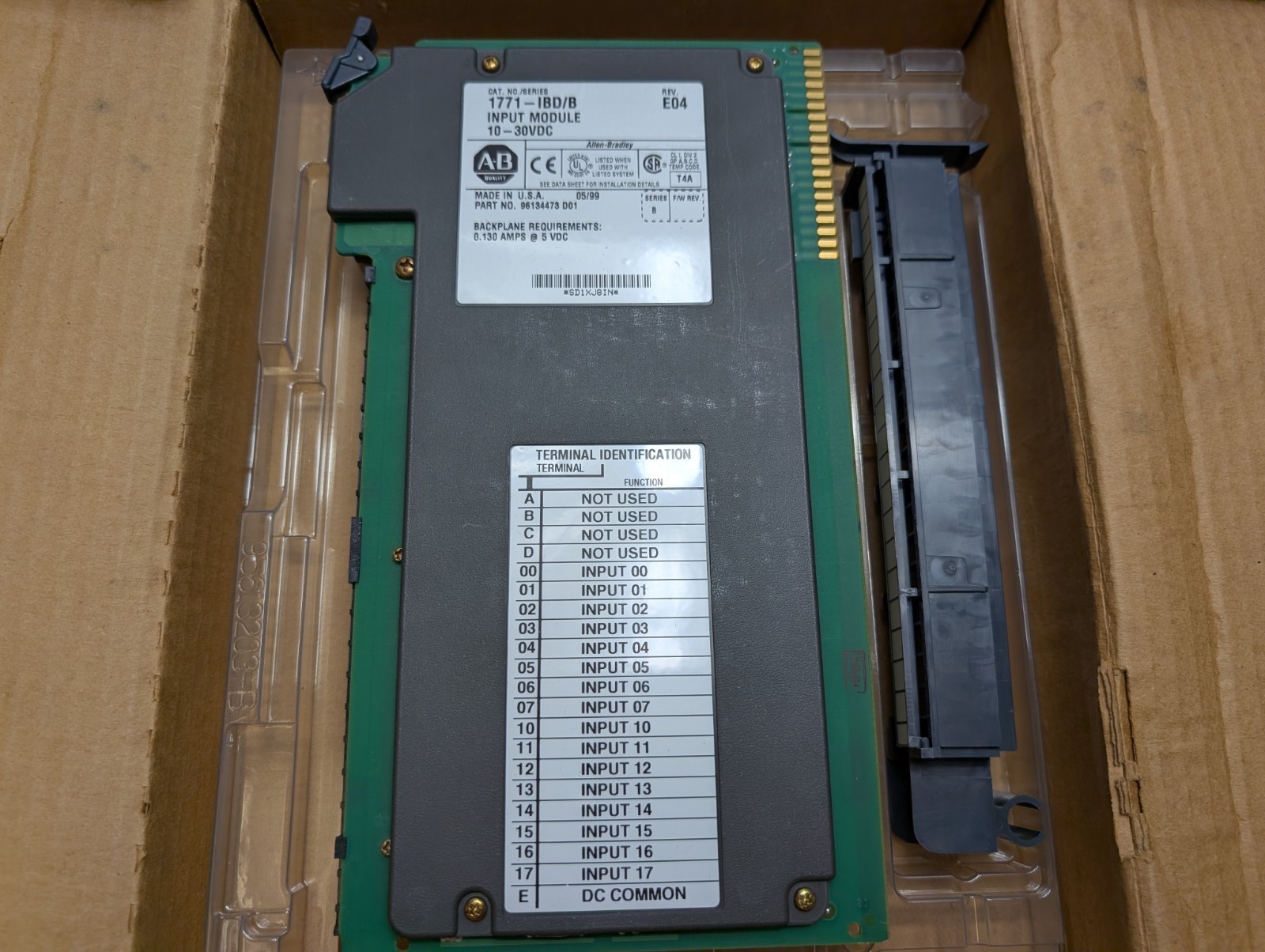 ALLEN BRADLEY 1771-IBD/B INPUT MODULE