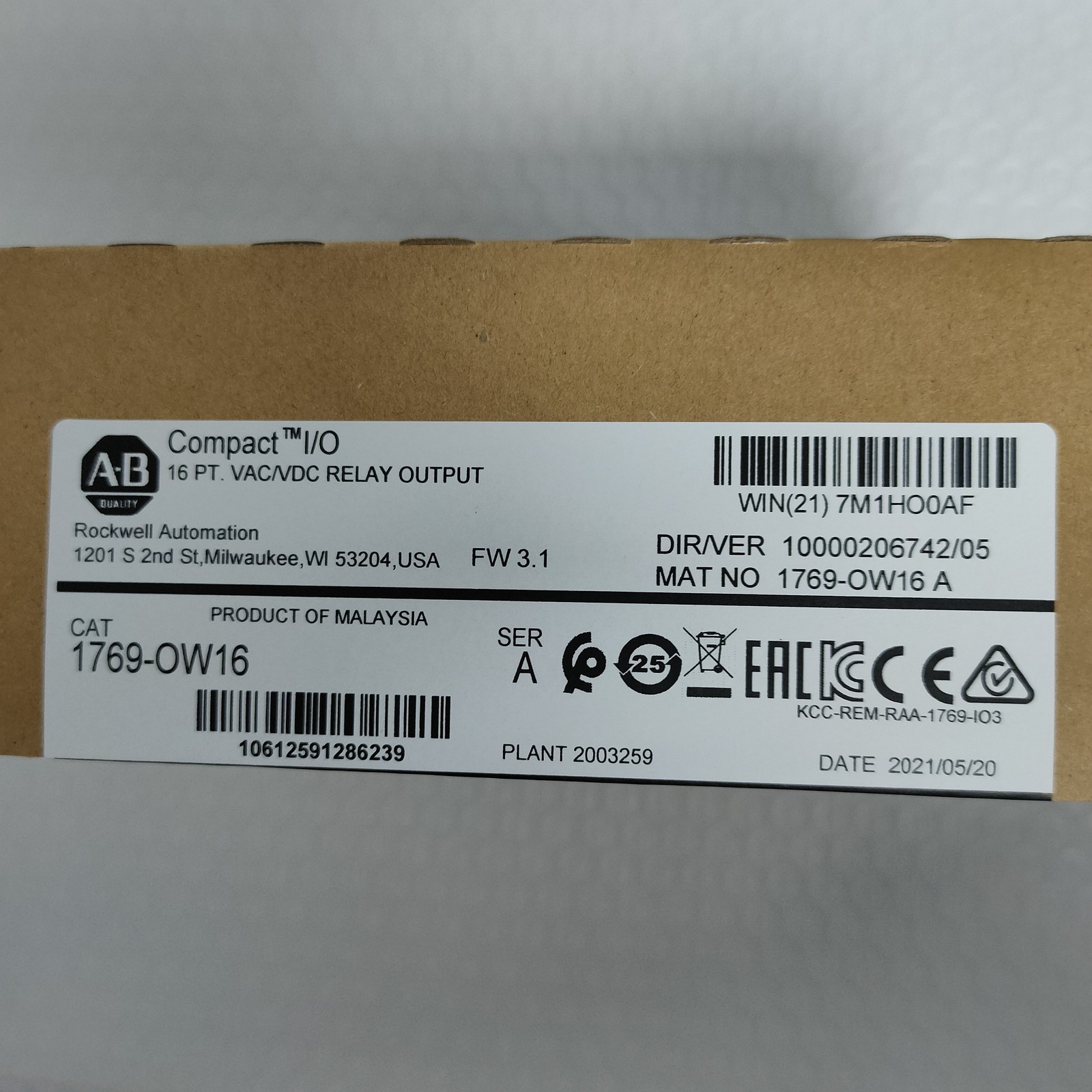 BRAND NEW AB 1769-OW16 CompactLogix Relay Output Module 1769OW16 PLC