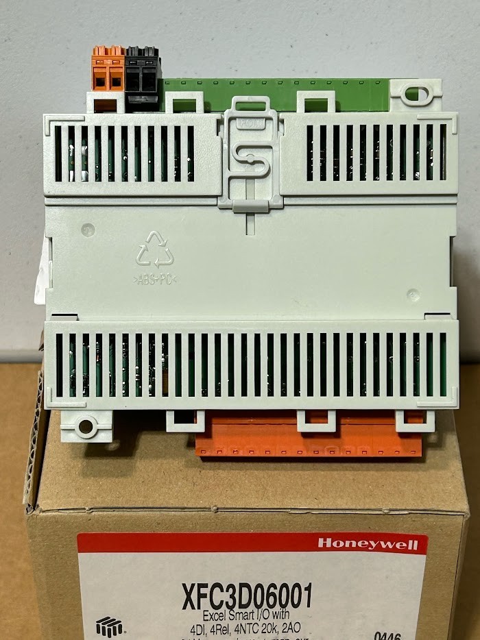 Honeywell XFC3D06001 Excel Smart I/O NEW OPEN BOX