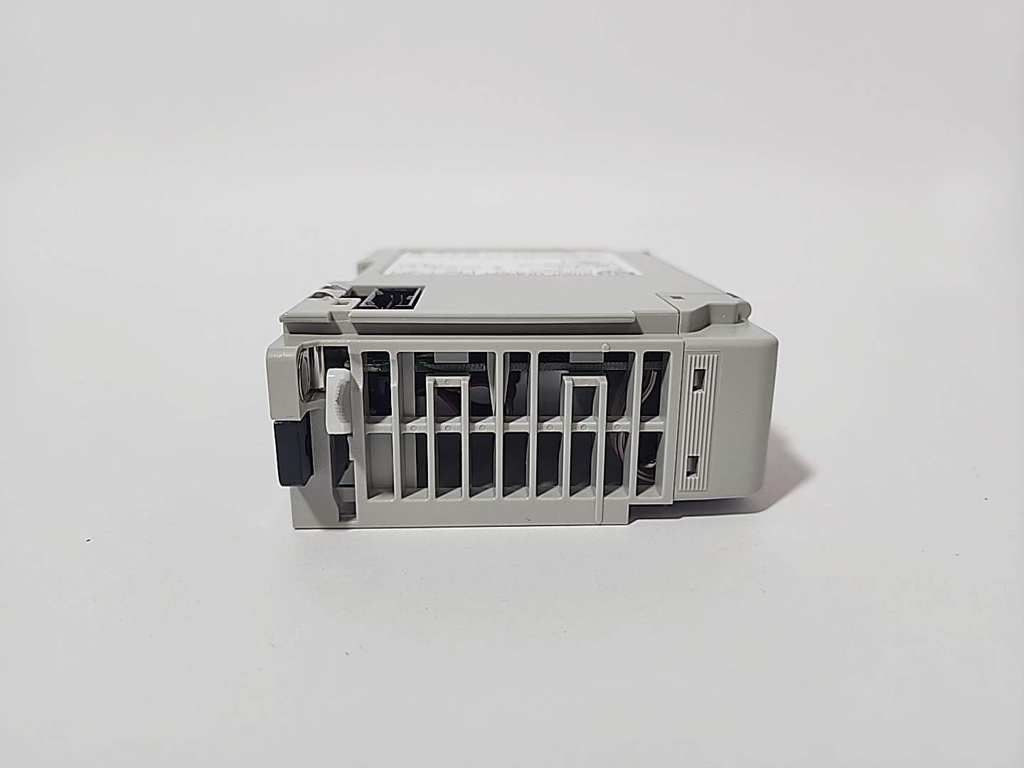 Allen-Bradley 1769-IA16 SER A