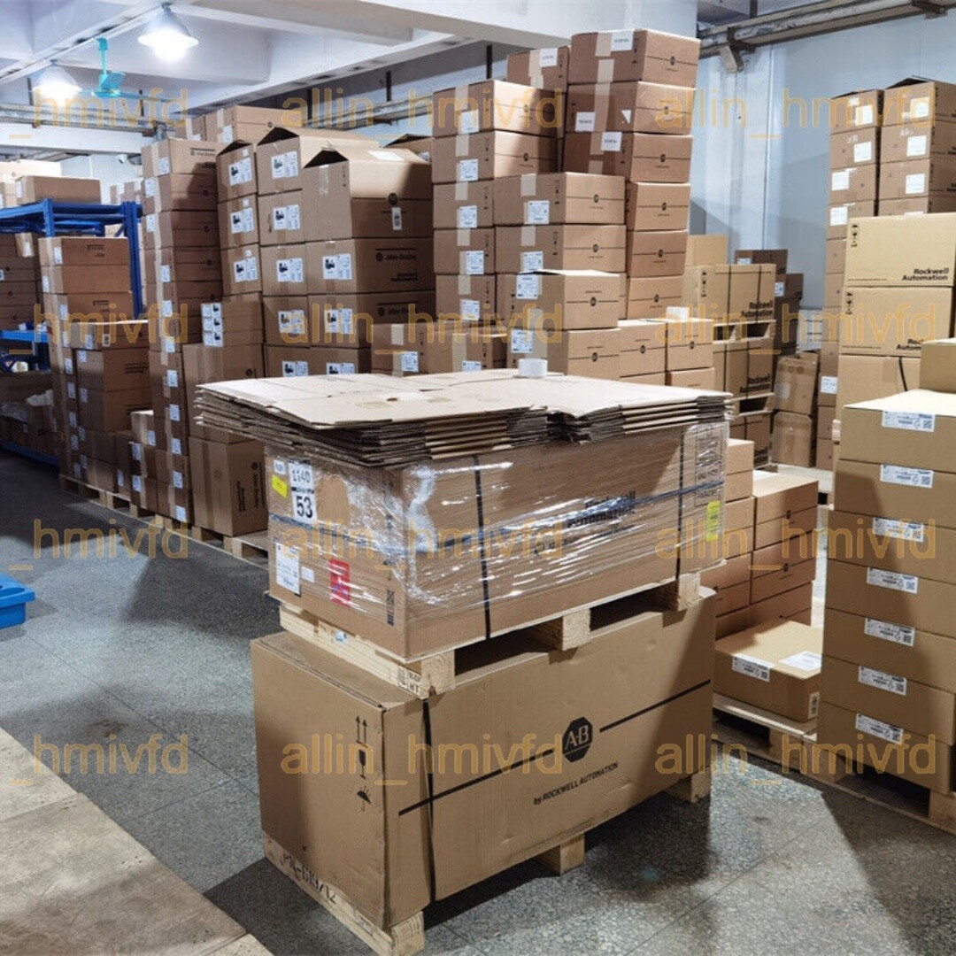 New AB 1769-PA4 CompactLogix Power Supply Module