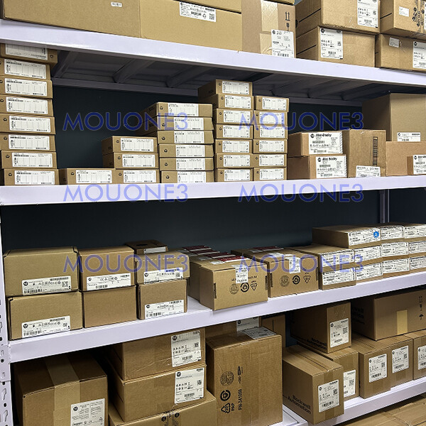 New Sealed 1769-OF2 Compact I/O Output Module Allen-Bradley Free Shipping
