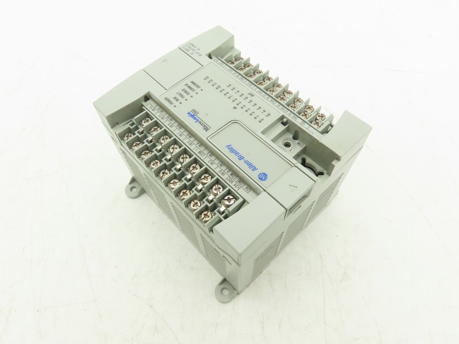 Allen Bradley 1762-L24BWA MicroLogix 1200 PLC Controller I/O Module Ser C Rev B