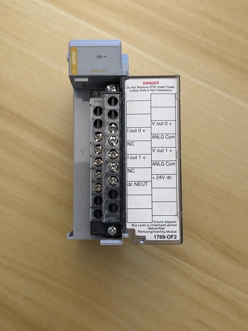 Allen-Bradley 1769-OF2 CompactLogix Module New Open Box