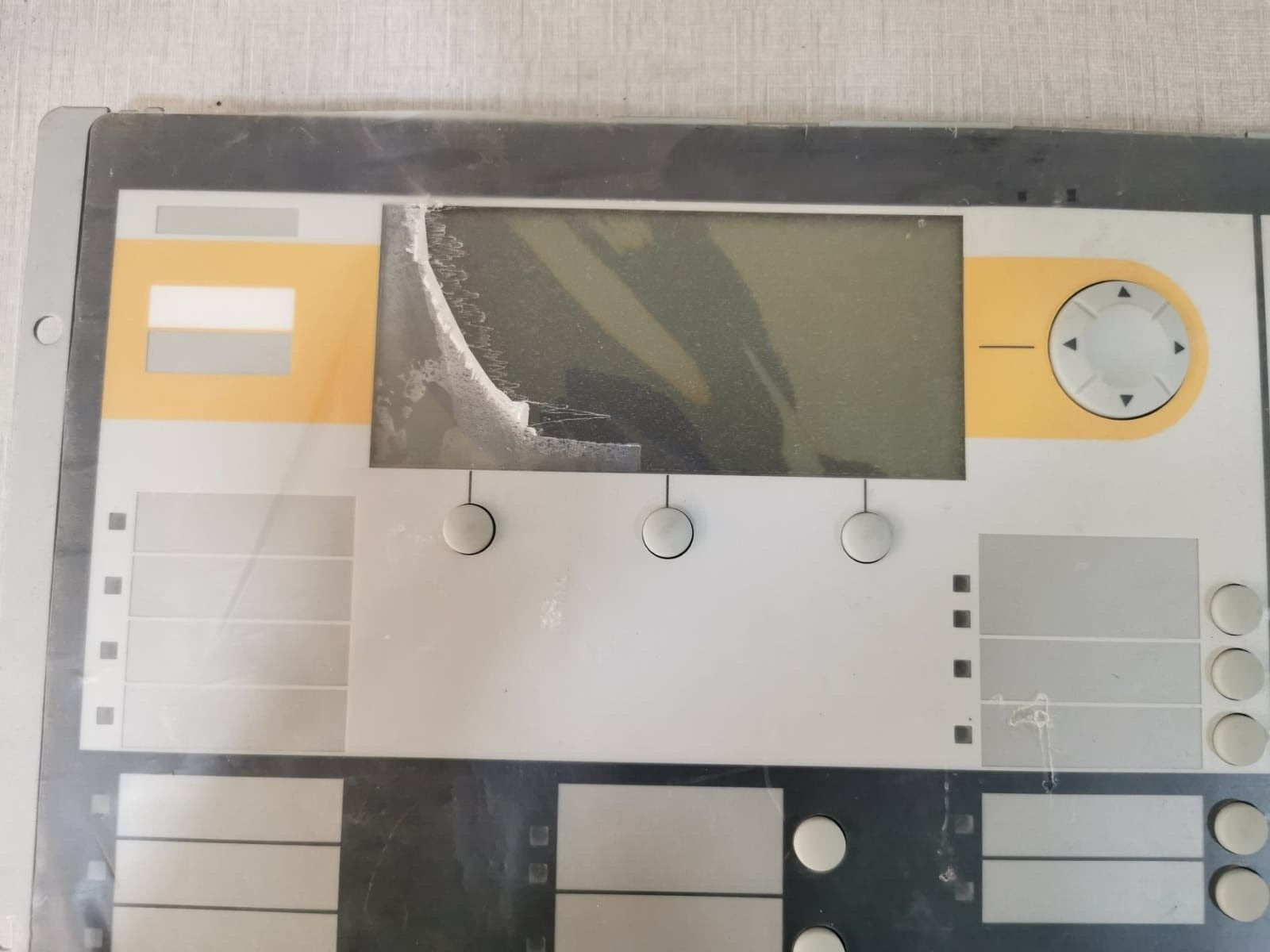 SIEMENS FCM2018-U3 FIRE CONTROL PANEL- FOR PARTS