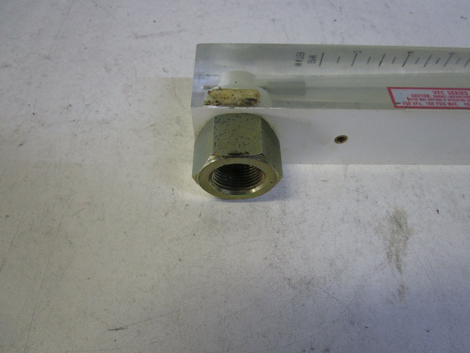 DWYER UNKNOWN PART # VFC SERIES 1-10 GPM WATER FLOW METER – USED – FREE SHIPPING