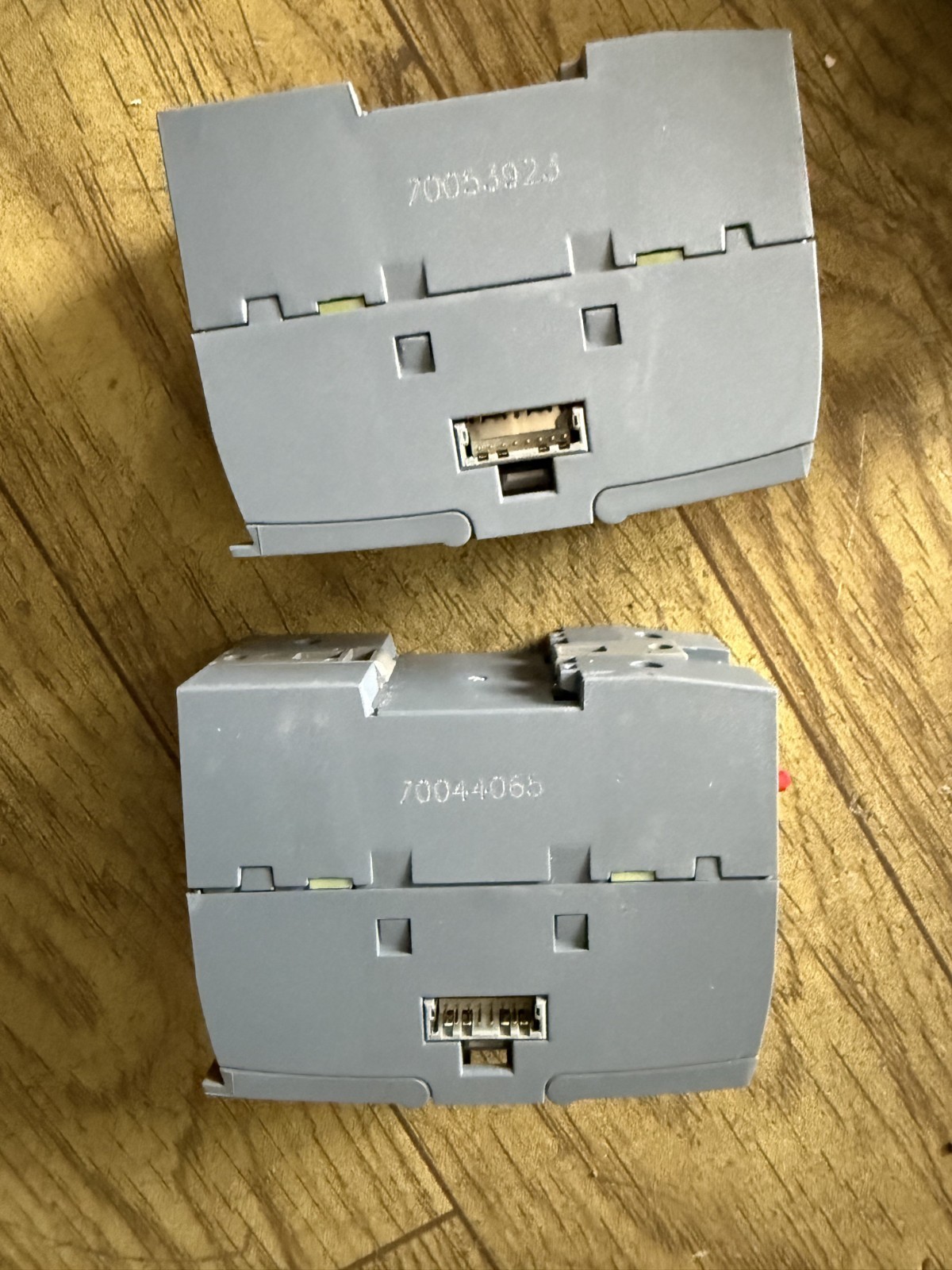 Siemens 8ch Analog Input Module 6ES7231-4HF32-0XB0 6ES7 231-4HF32-0XB0