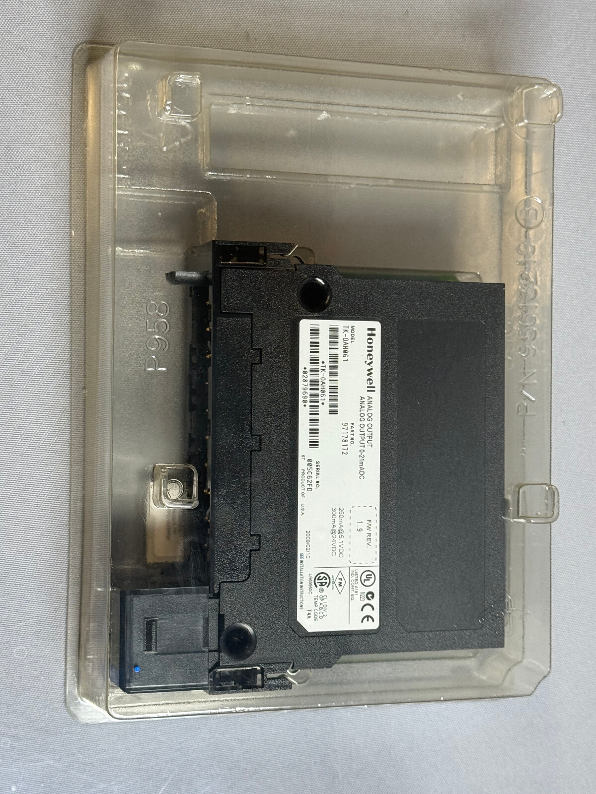 Honeywell TK-OAH061 Model Rev J01 Analog Output Module 97178172