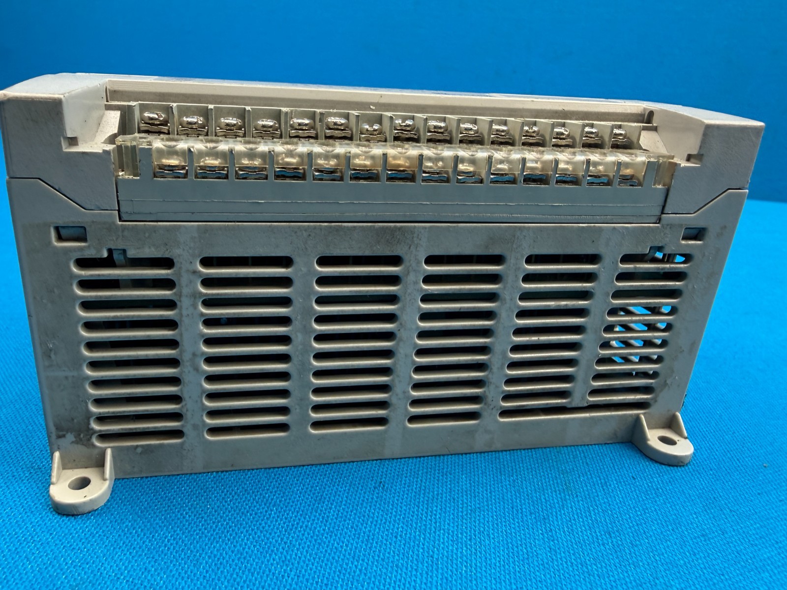 Allen-Bradley 1762-L40BWA MicroLogix 1200 40-Point Controller