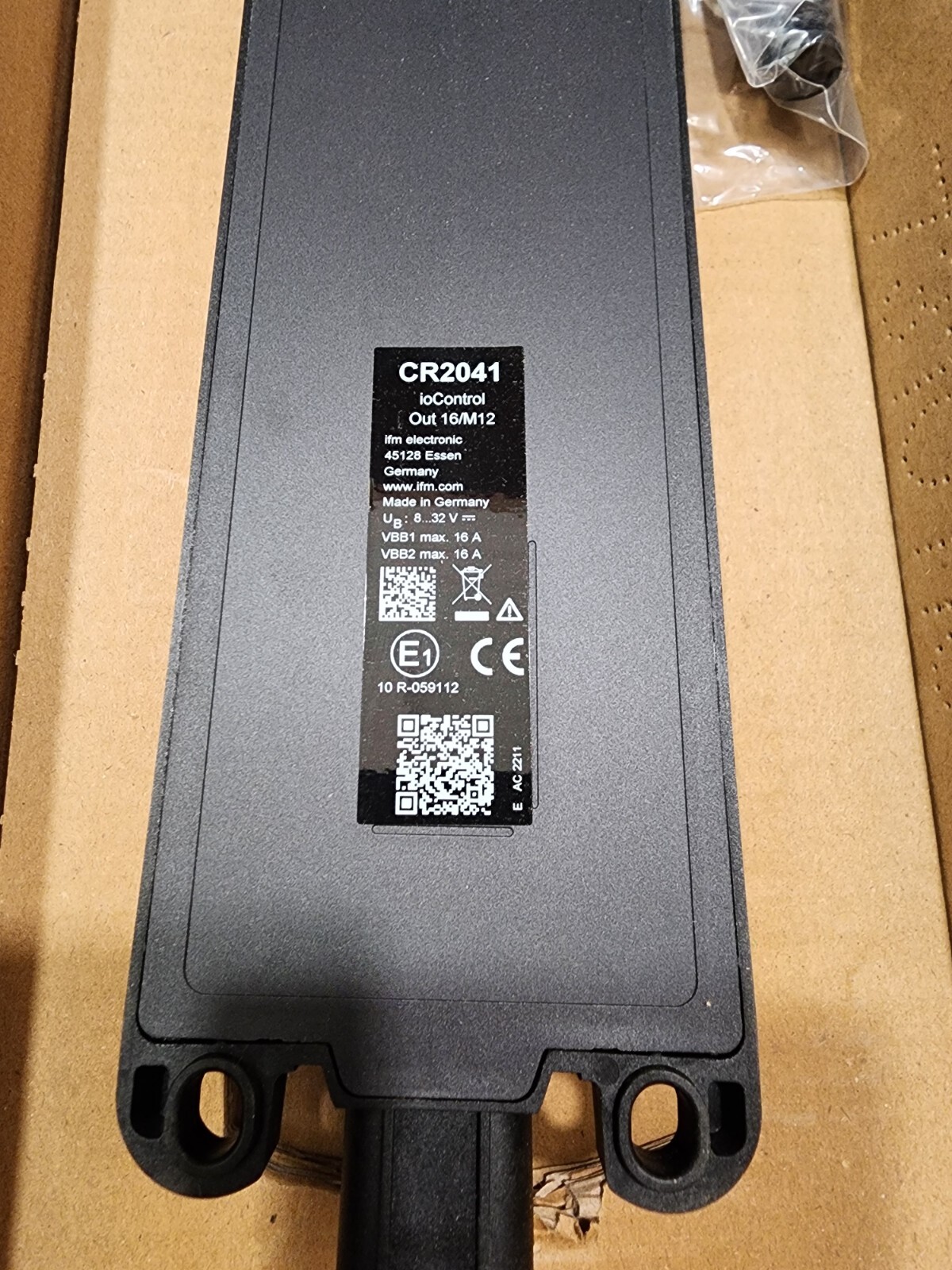 NEW IFM CR2041 Output Module with CAN