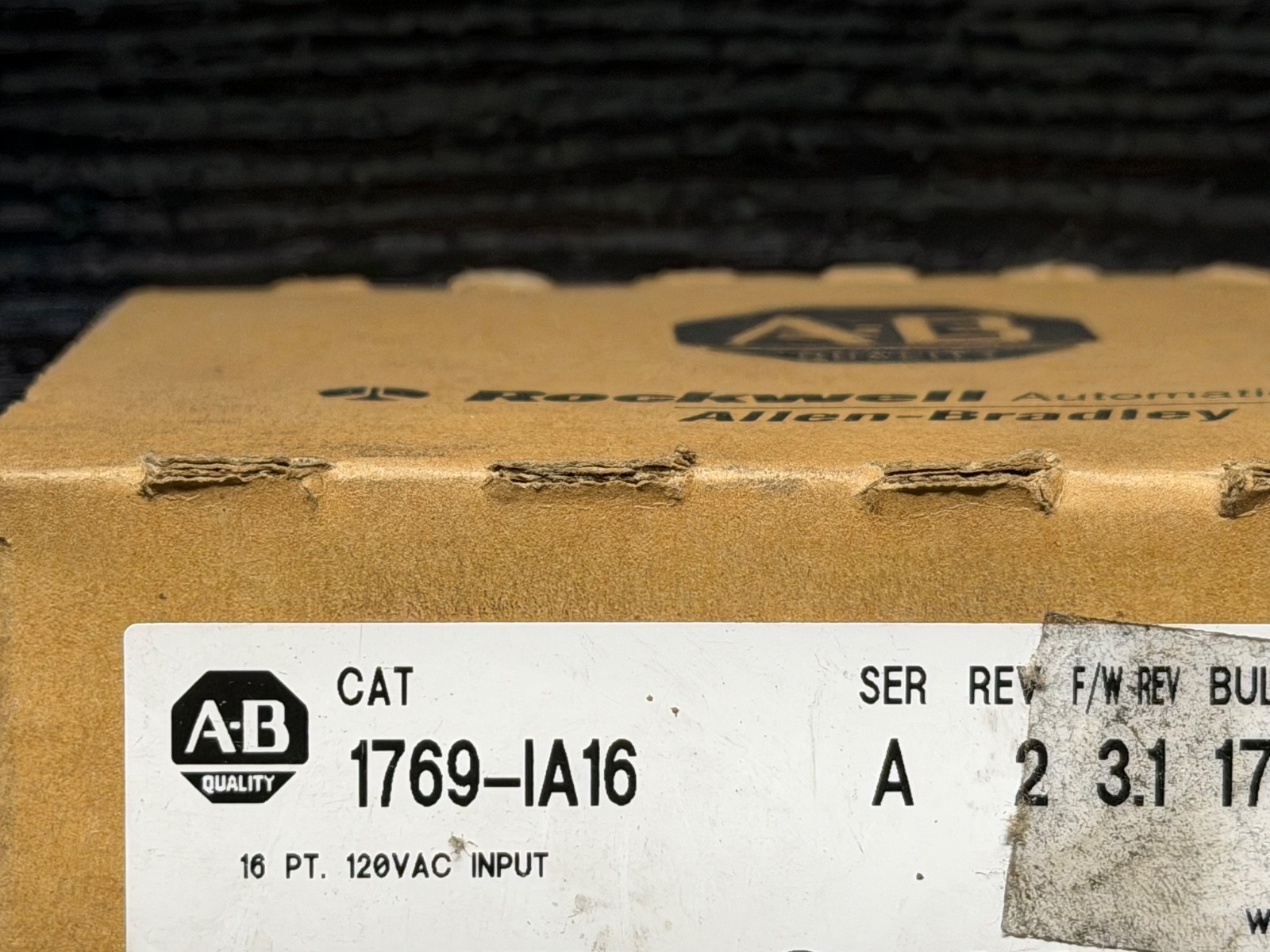 Surplus Open Allen Bradley 1769-IA16 1A16 A 3.1 CompactLogix Input Module Older