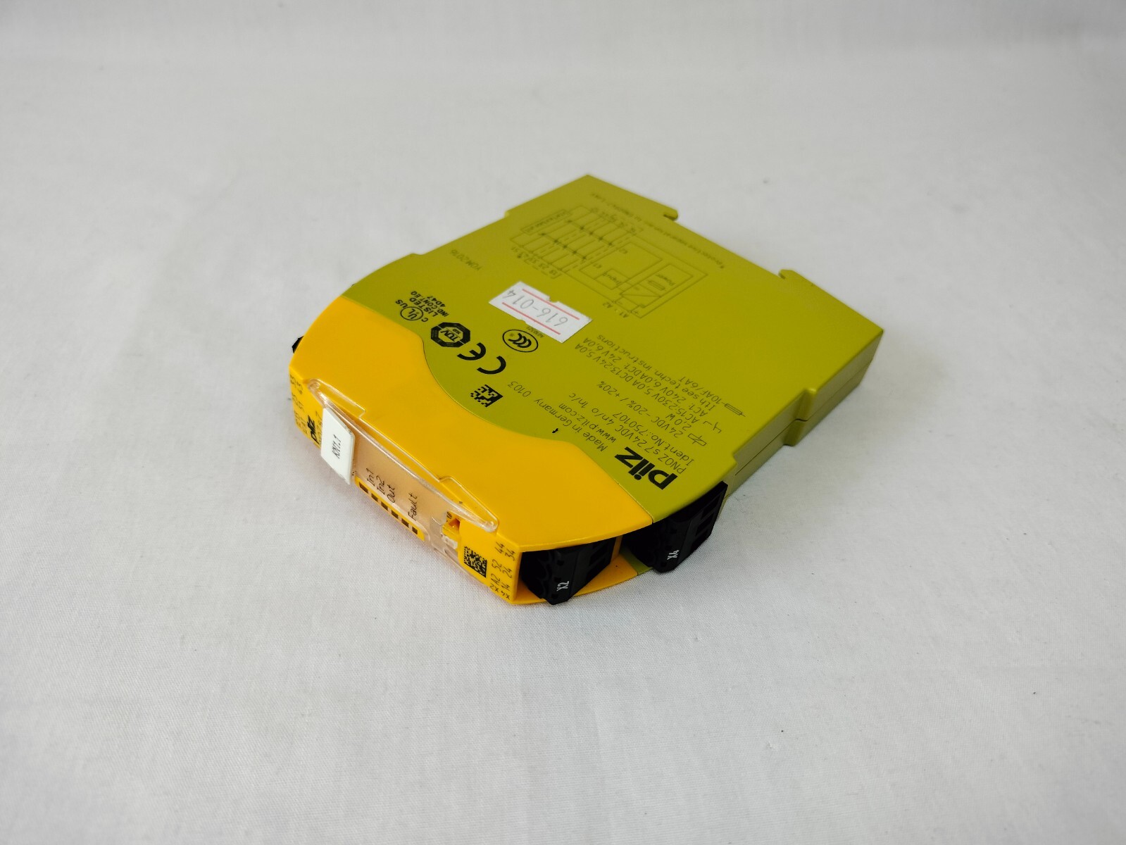 Pilz PNOZ s7 24VDC 4n/o 1n/c PNOZs724VDC4no1nc Safety Relay Made in Germany