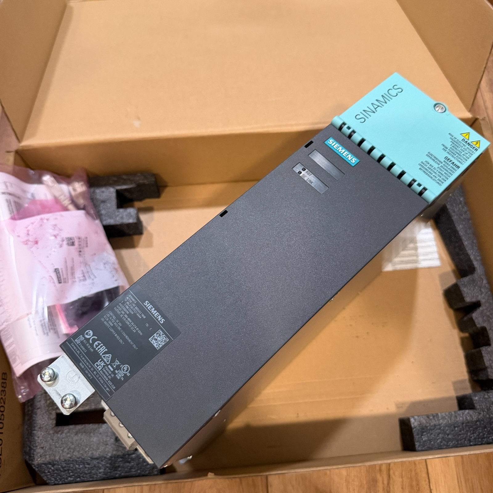 Siemens 6SL3130-7TE21-6AA4 ACTIVE LINE Module New Open Box