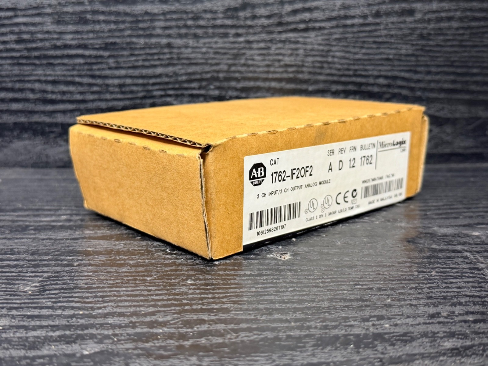 Surplus Open Allen Bradley 1762-IF2OF2 A MicroLogix1200 Analog I/O Combo Module